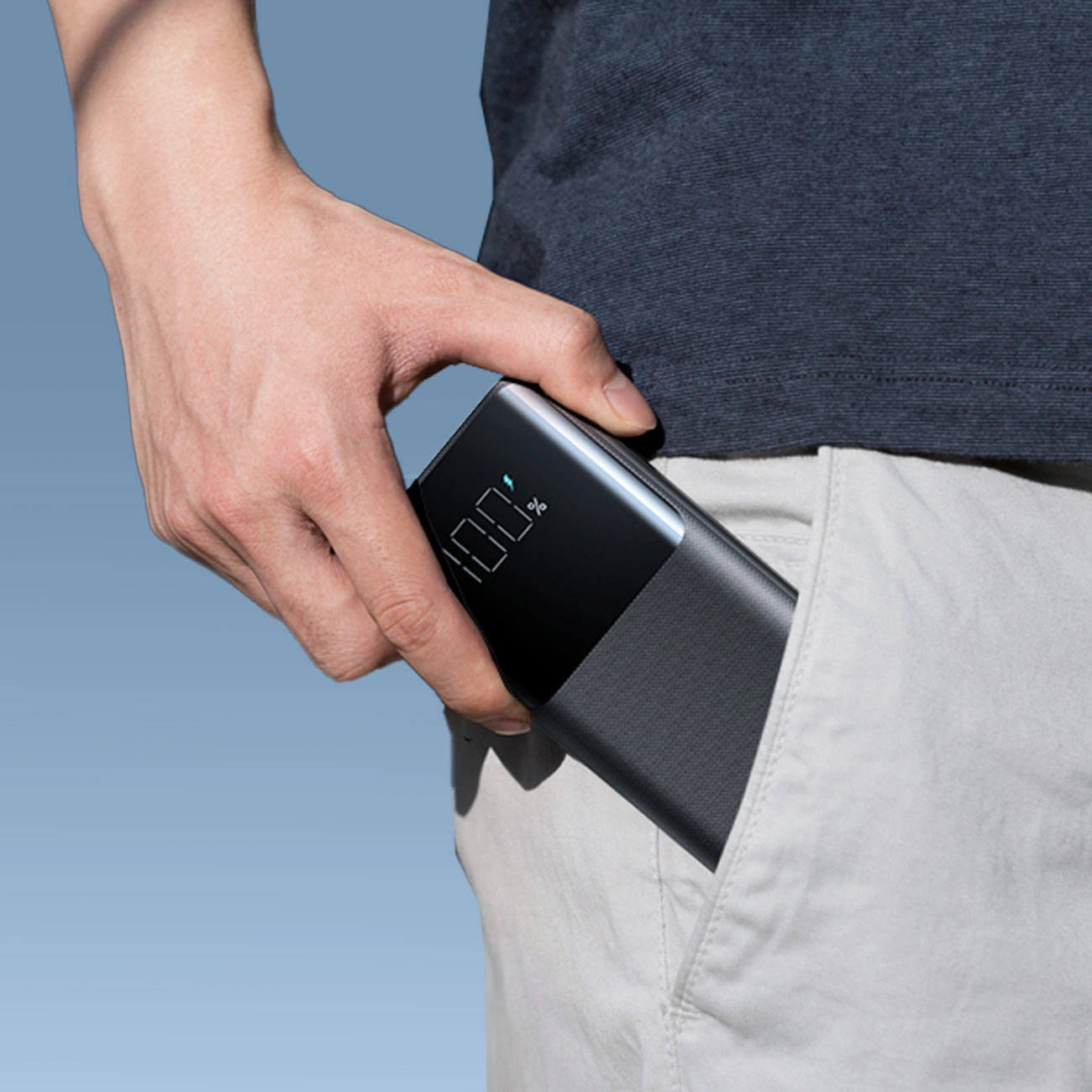 (25W) 10000mAh Dual USB A / USB C Powerbank Power Delivery Ladegerät (JR-PBF20) - Schwarz