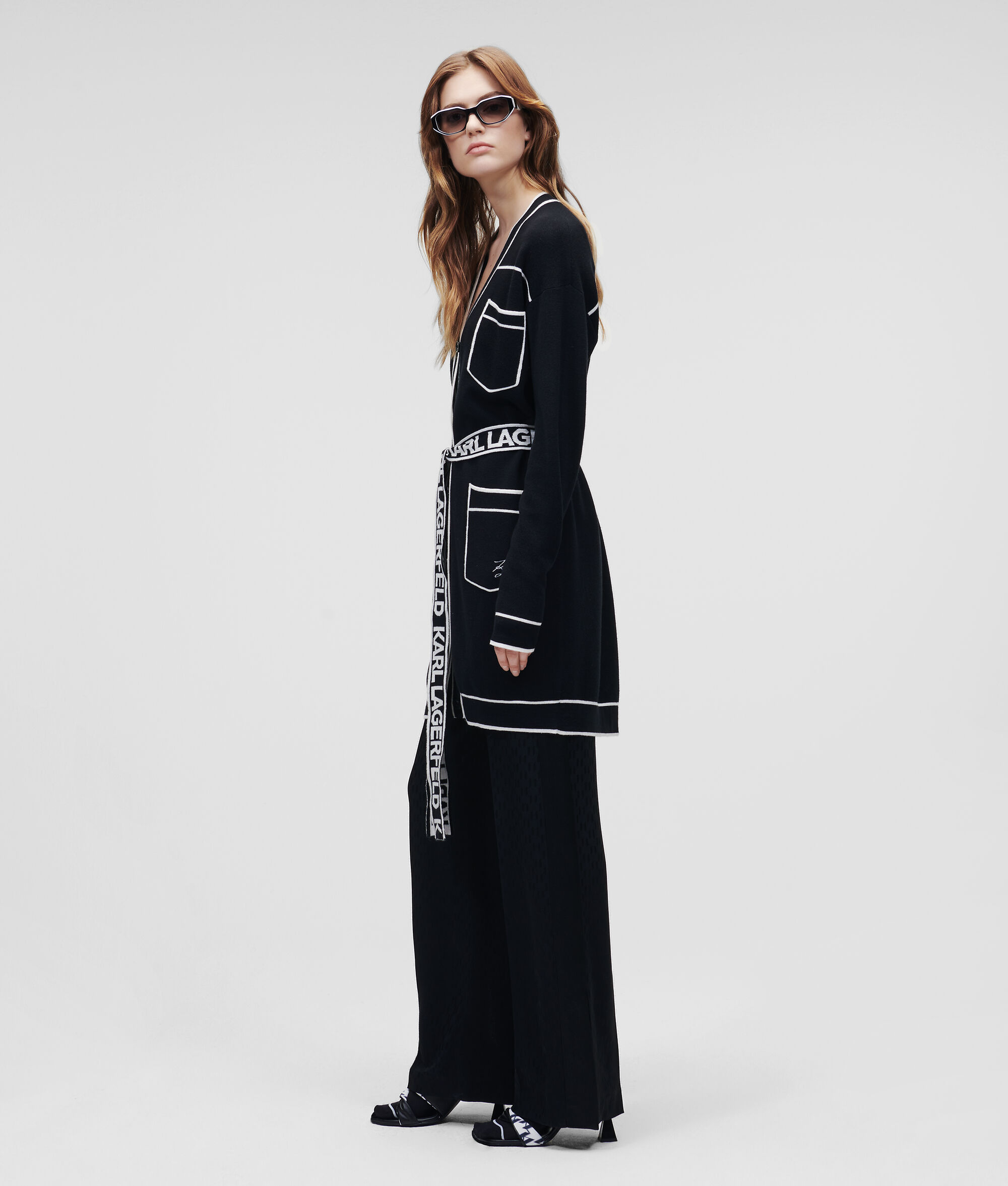 CARDIGAN AVEC CEINTURE ORNÉE DU LOGO KARL