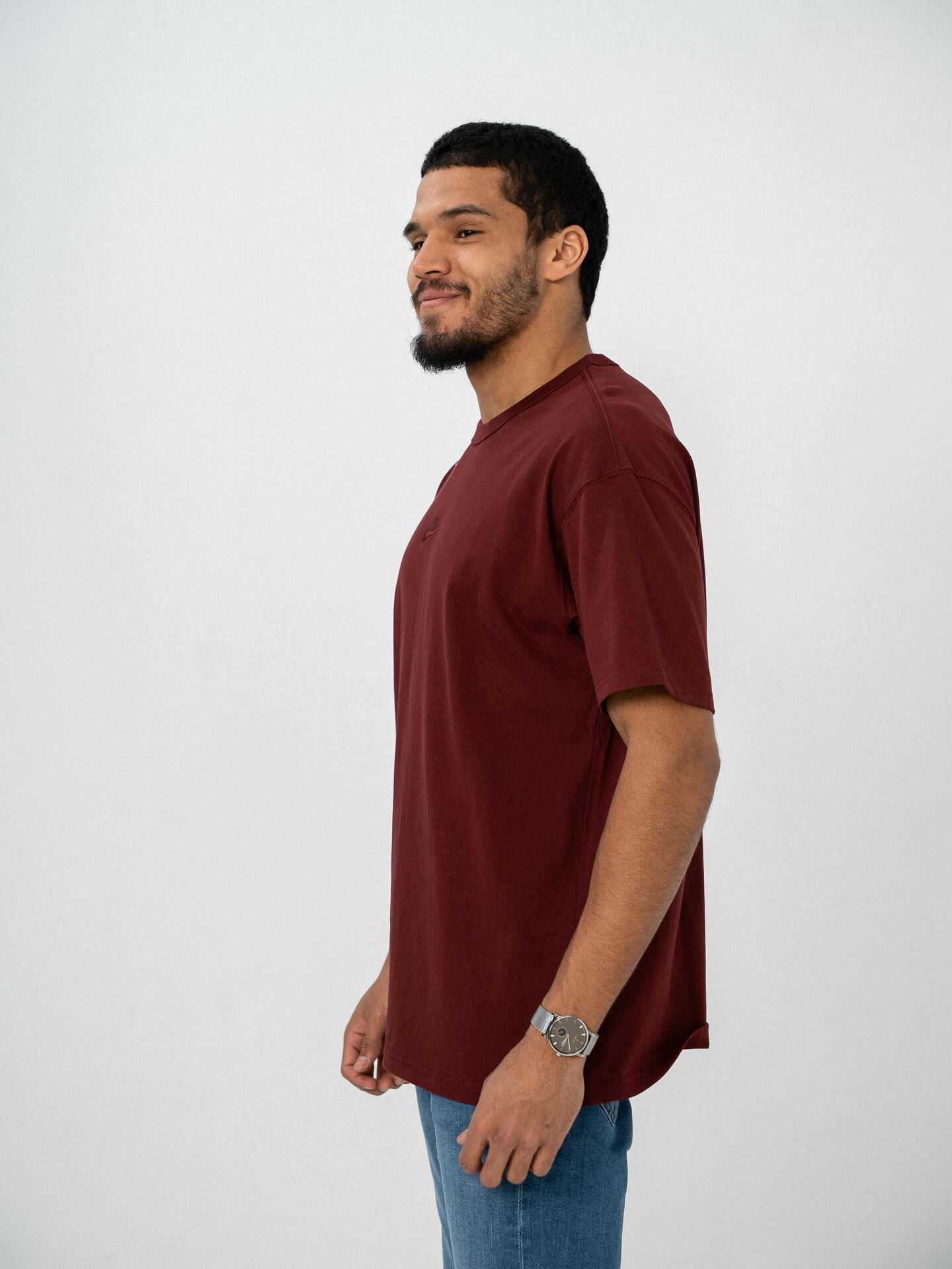 Sportswear Premium Essential Sust Tee