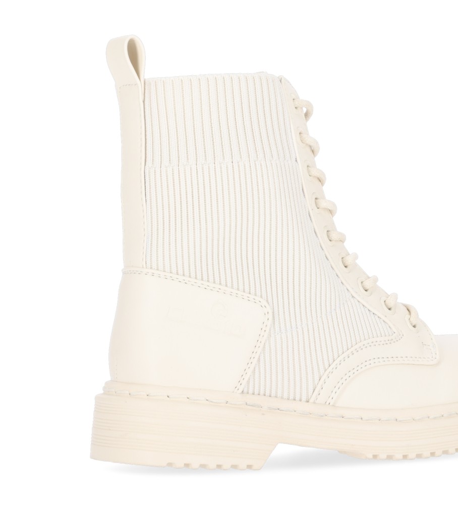 Botas infantis Chika10 Holland tamanho 16 brancas