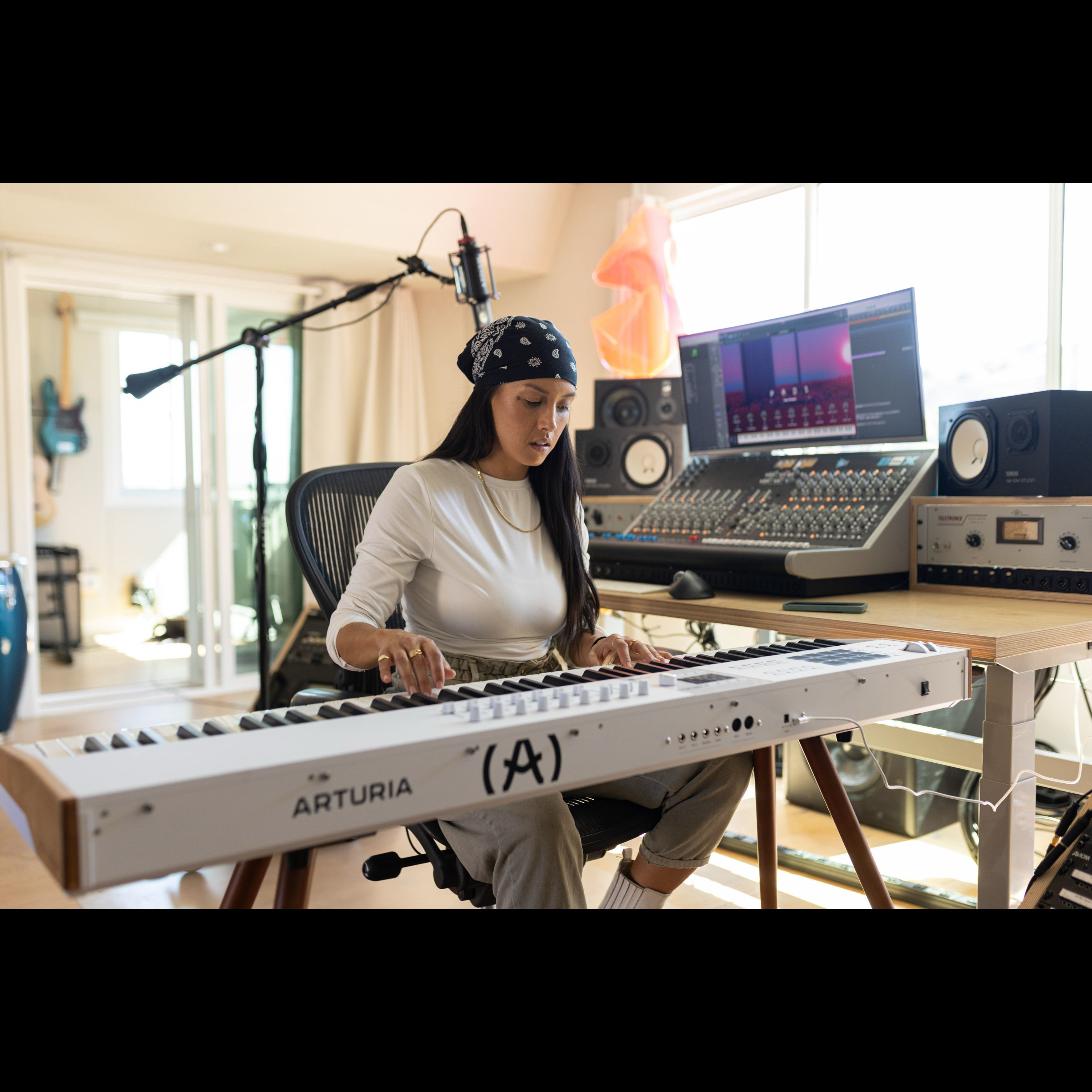 Arturia Keylab 88 MK3 White USB/MIDI keyboard