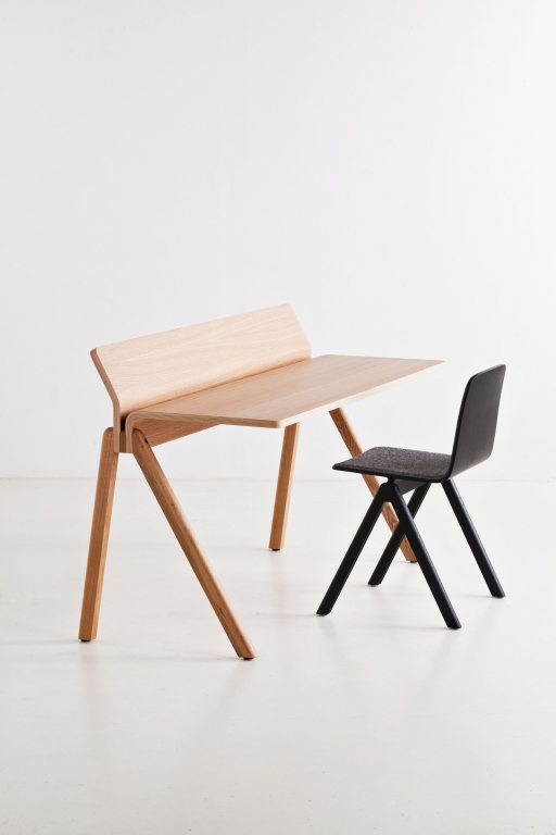 Hay Copenhague CPH190 bureau 150x70, gelakt eiken