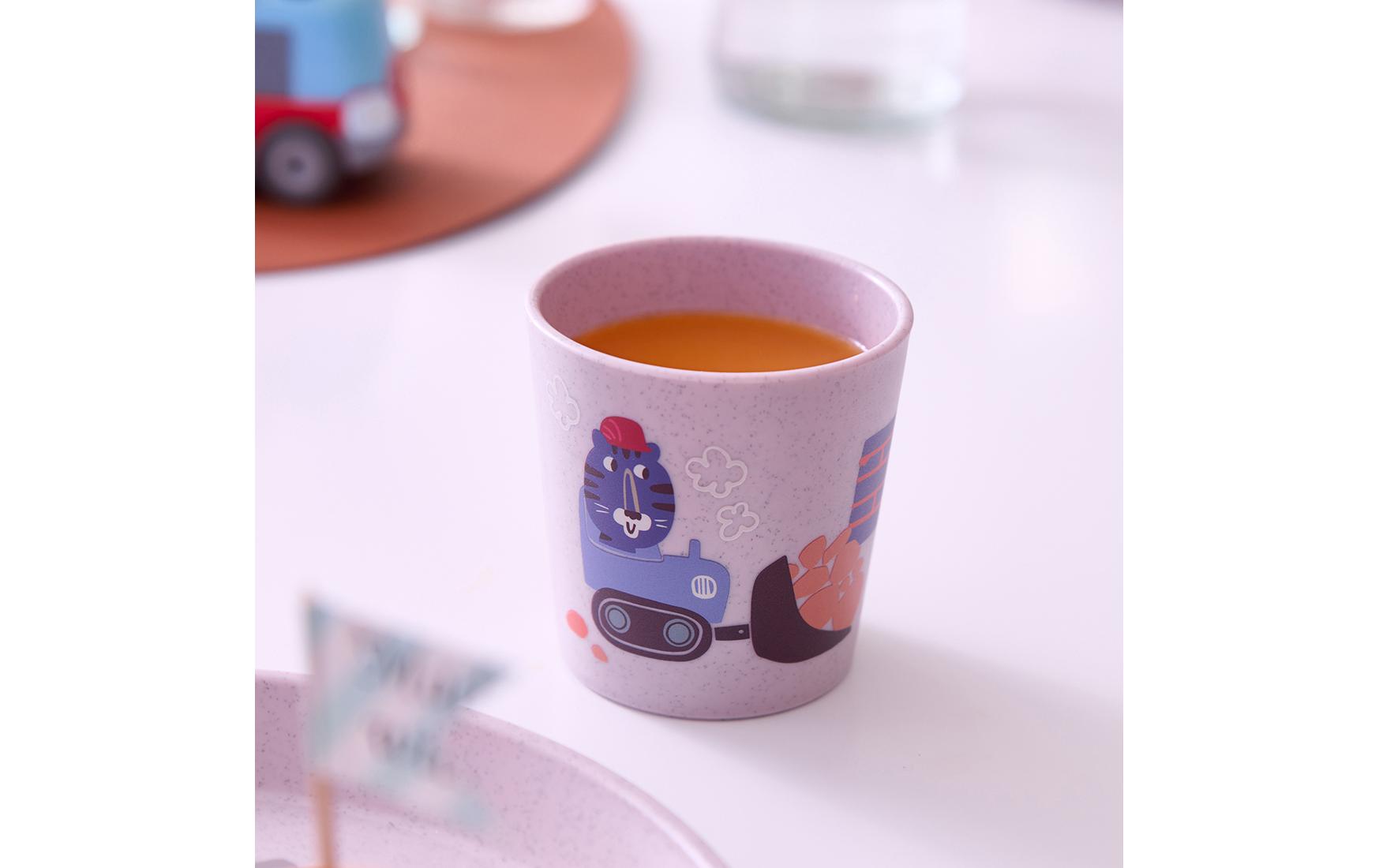 Kindertrinkbecher CONNECT S TRUCKS purple grey 190 mlBecher aus recyceltem Material in perfekter Grösse für Kinder