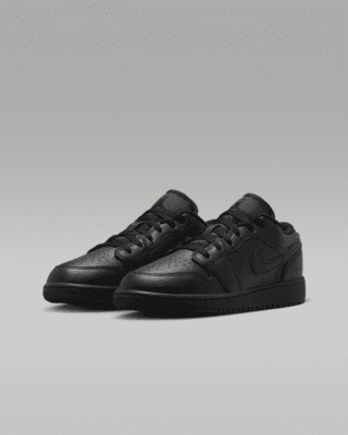 Air Jordan 1 Low Older Kids' Shoes