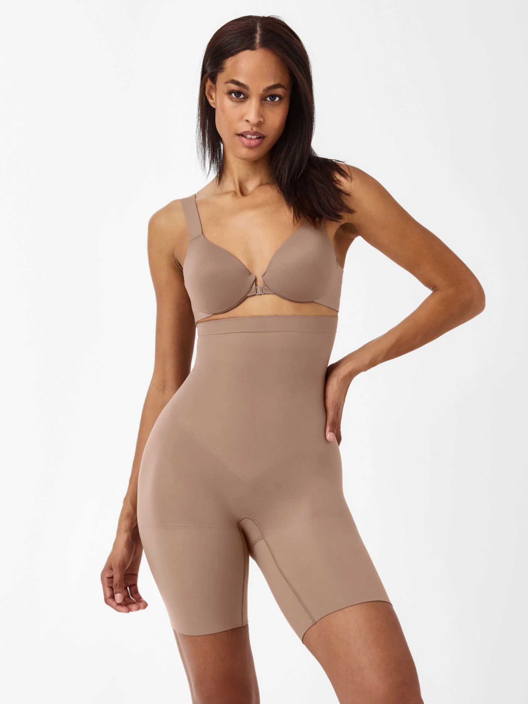 Cafe Au Lait - SPANX SPANXsculpt™ Naadloze Power Mid-Thigh Short