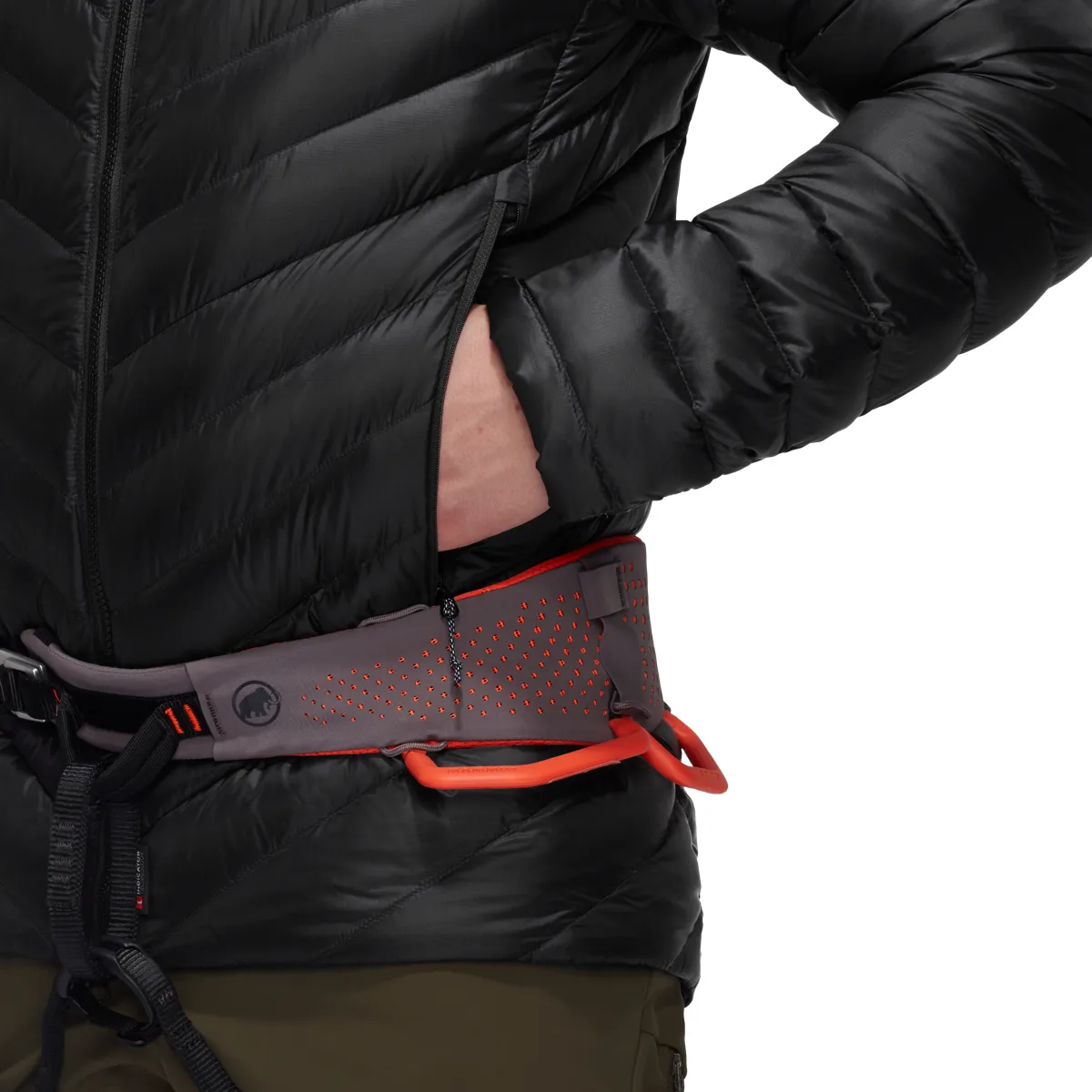 Mammut Men's Broad Peak In Hooded Jacket Black