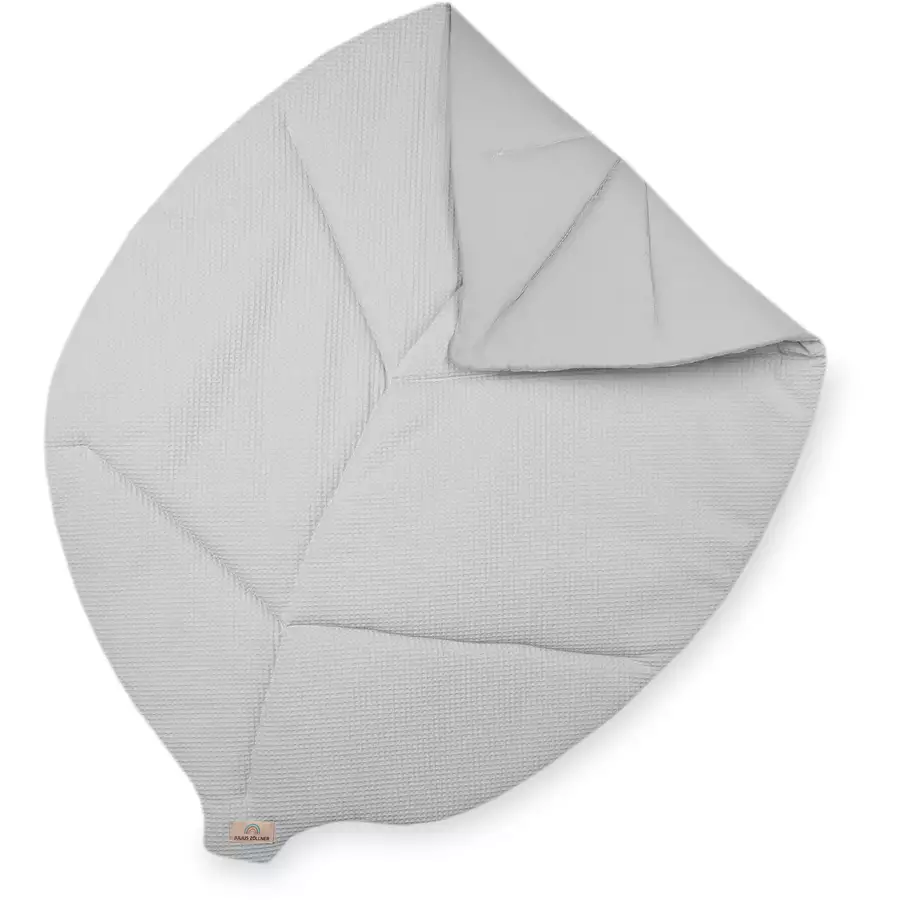 JULIUS ZÖLLNER Krabbeldecke Blatt Light grey nordic 110 x 170 cm