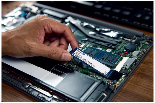 Kingston NV3 M.2 NVMe Gen 4 internal SSD (500GB)