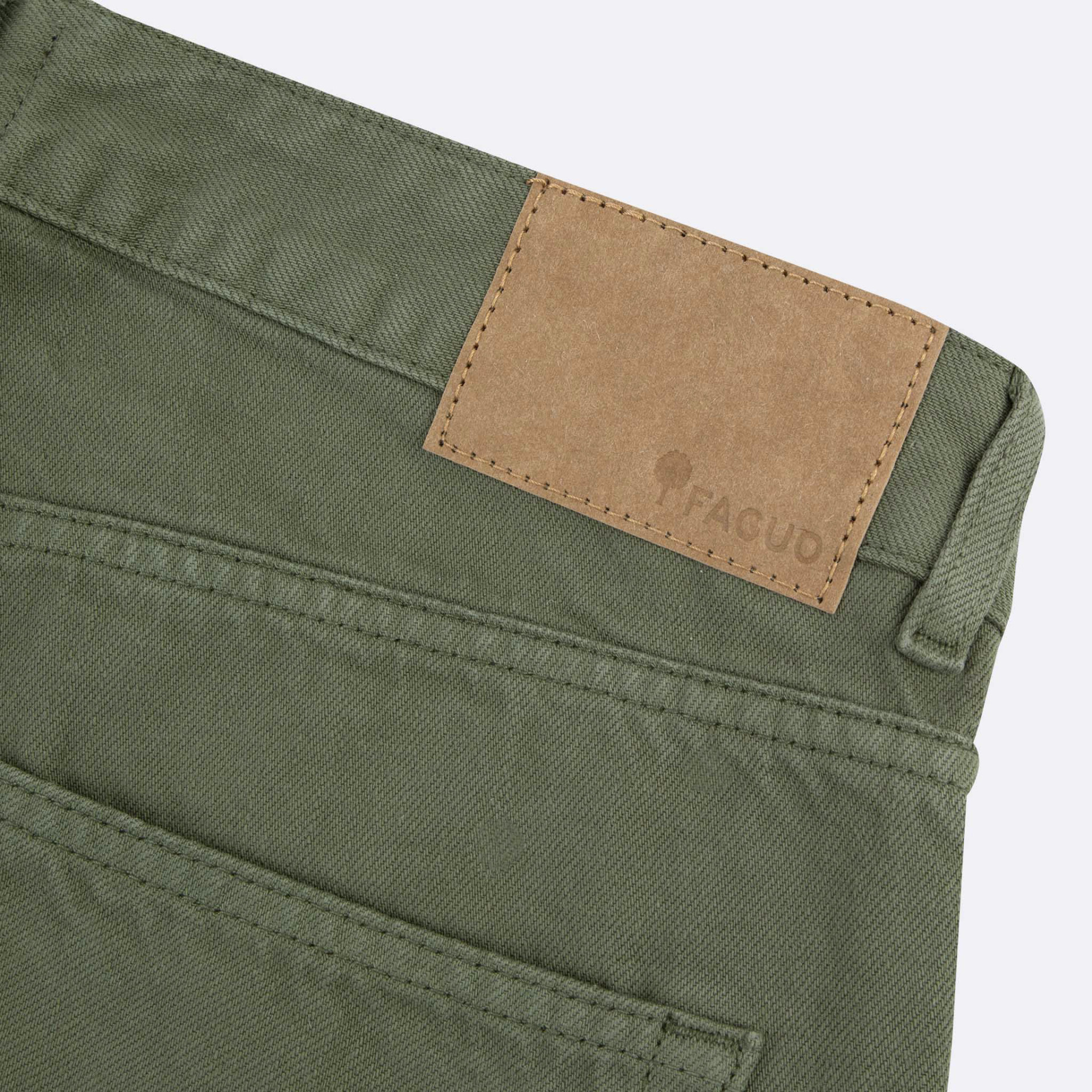 Short kaki coton et coton recyclé - modèle parroy