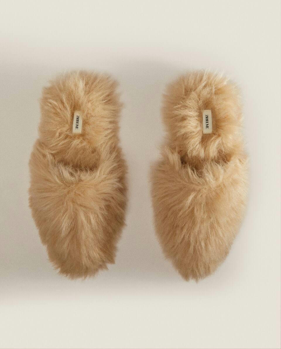 Chinelo Mule de Pele Sintética