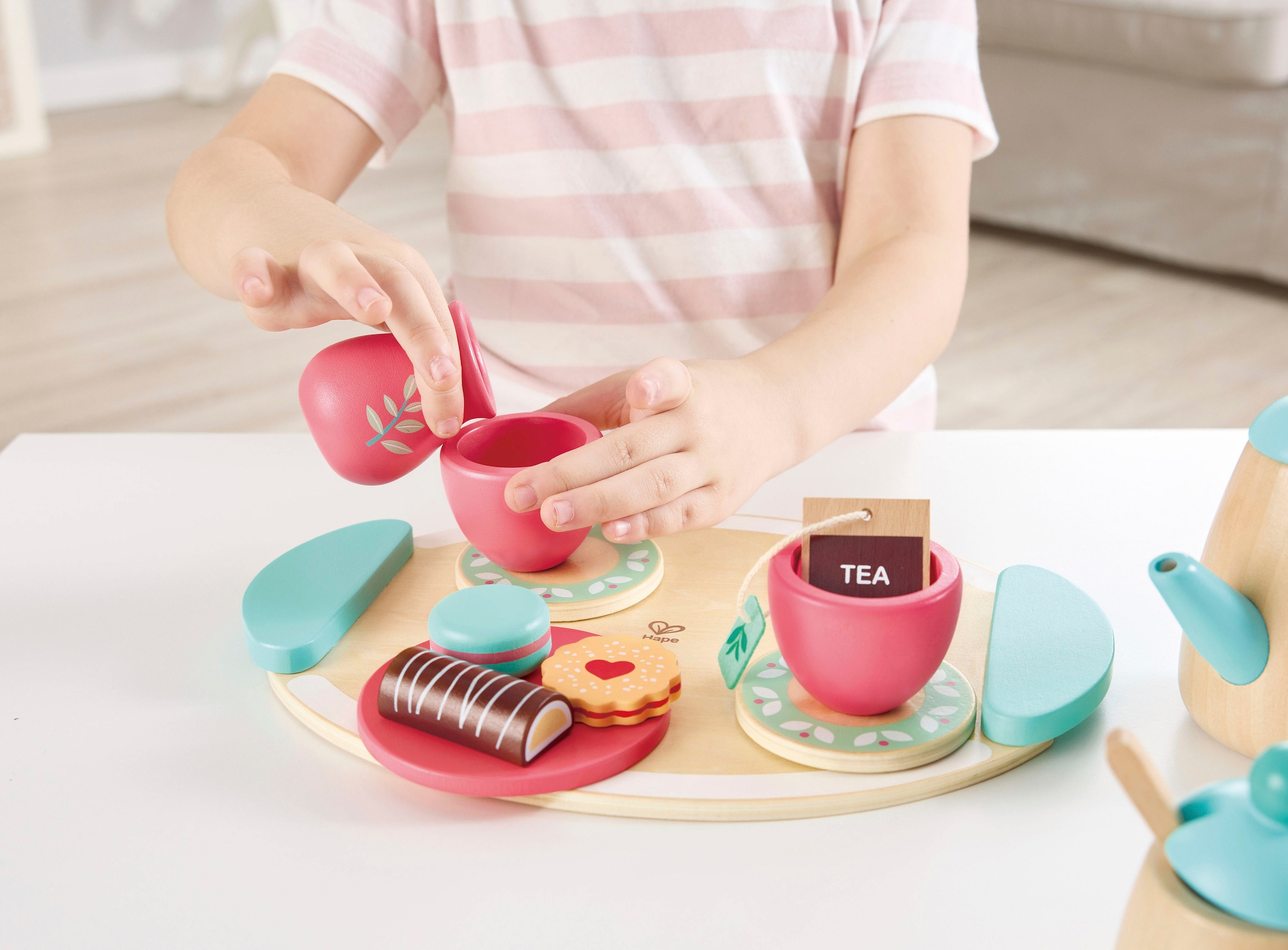 Hape Spielgeschirr »Kinder-Teeservice« aus Holz