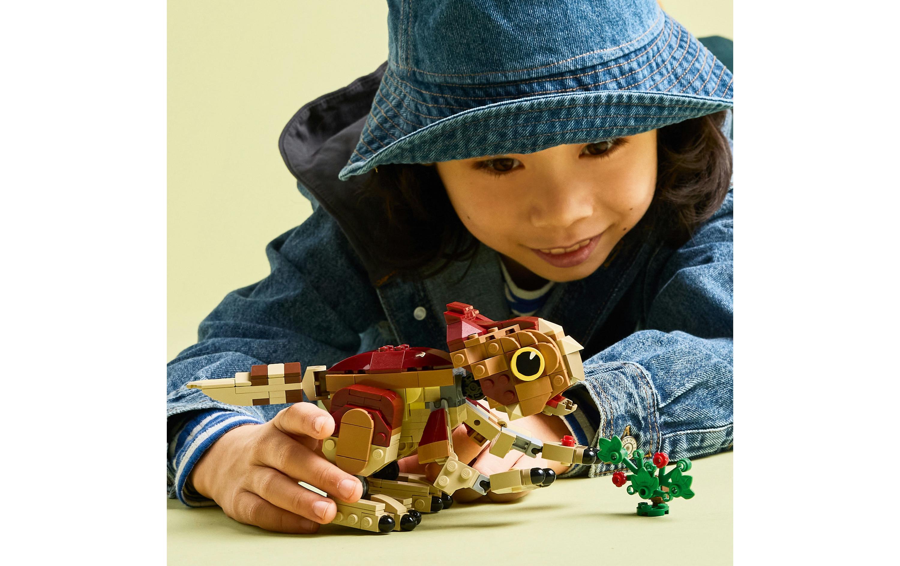 Jurassic World Babydinosaurier Dolores: AquilopsLego Bauset mit Dino zum Spielen und Ausstellen