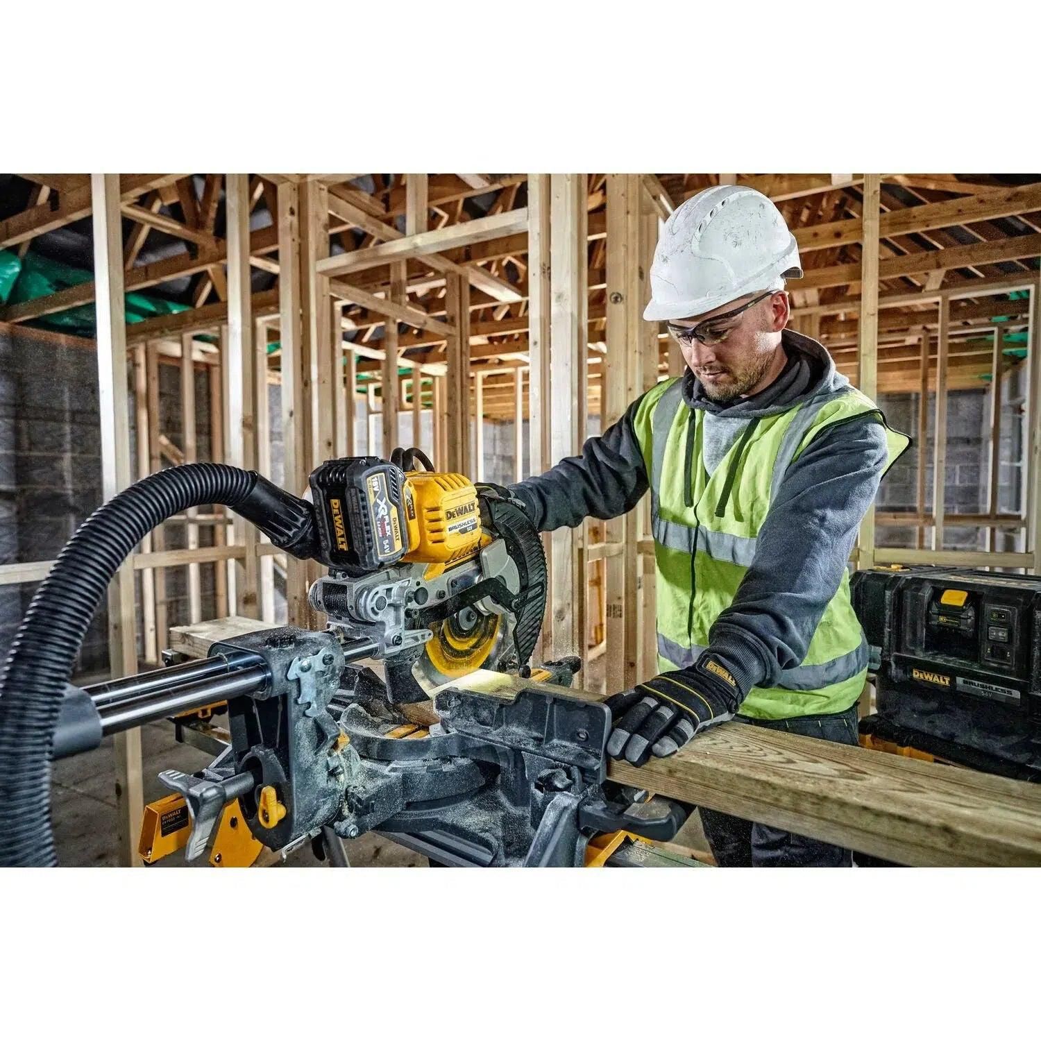 DeWALT DCS727N Accu Afkort-/Verstekzaag 250mm 54V XR FlexVolt Basic Body