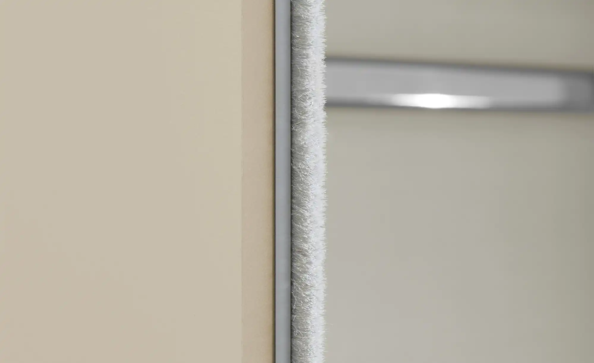 Schwebetürenschrank Ensenso Glas