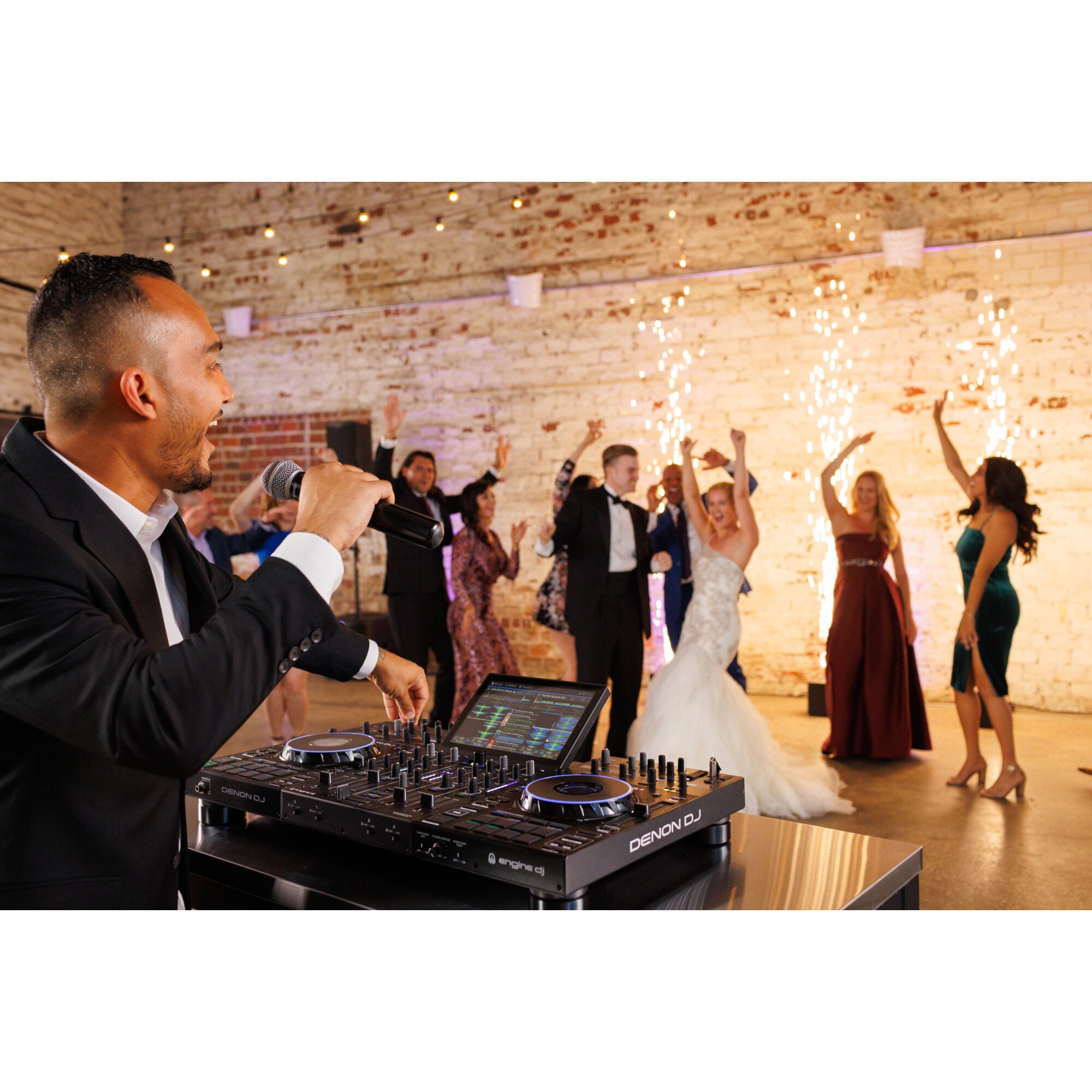 Denon DJ Prime 4+ 4-deck standalone DJ-controller