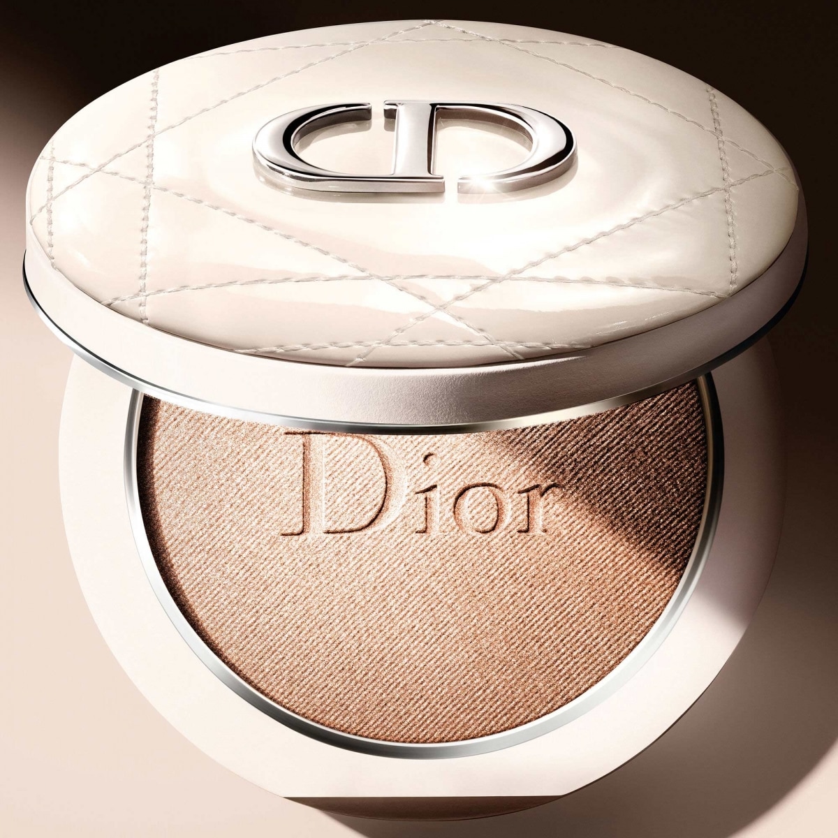 Dior Forever - Couture Luminizer Highlighter Dior Forever - Couture Luminizer Highlighter Poudre illuminatrice Intense