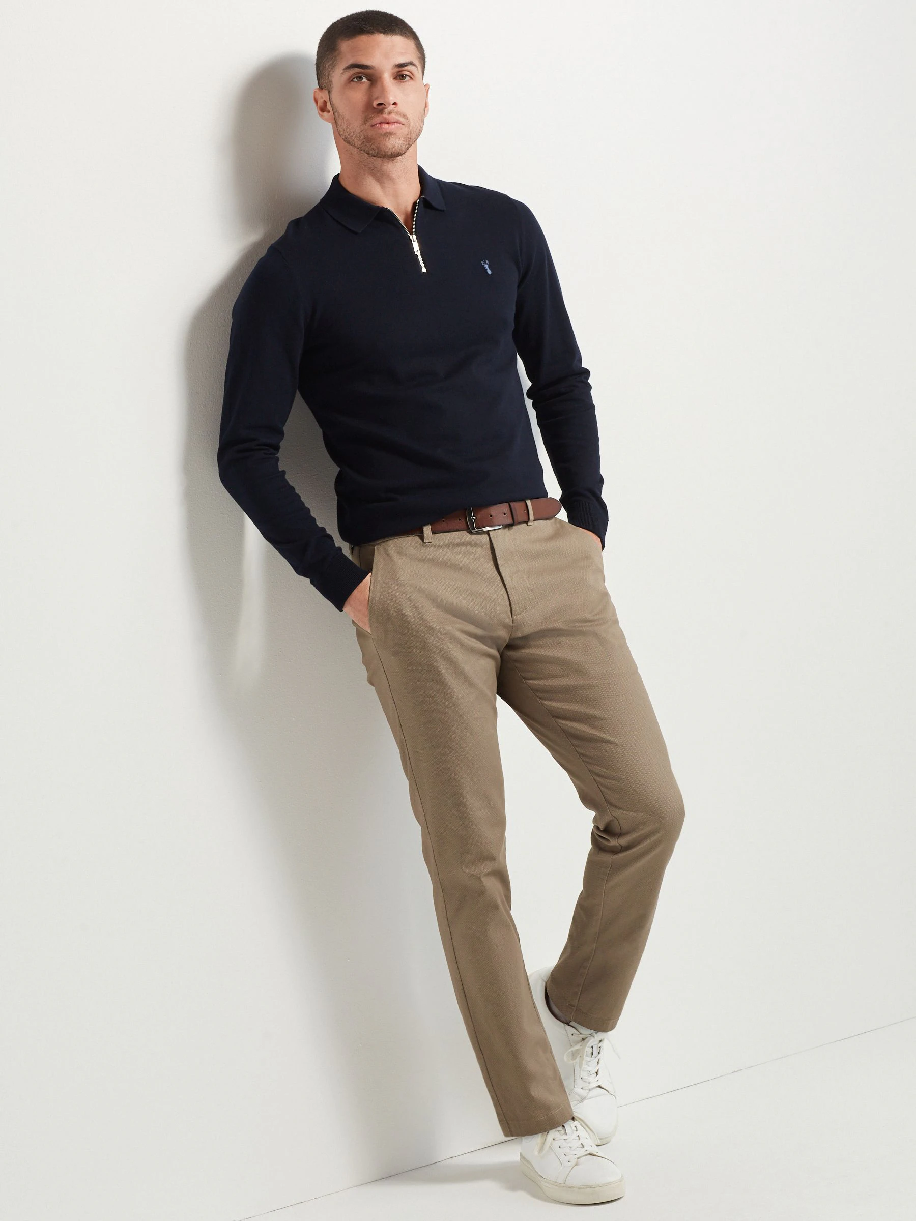 Pastelgeel - Straight fit - Zachte chino met print en riem
