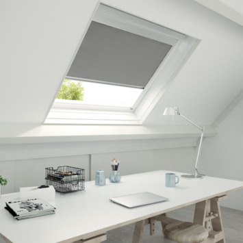 KARWEI dakraam rolgordijn verduisterend grijs (kleurnr. 7004) t.b.v. VELUX® dakraam MK08