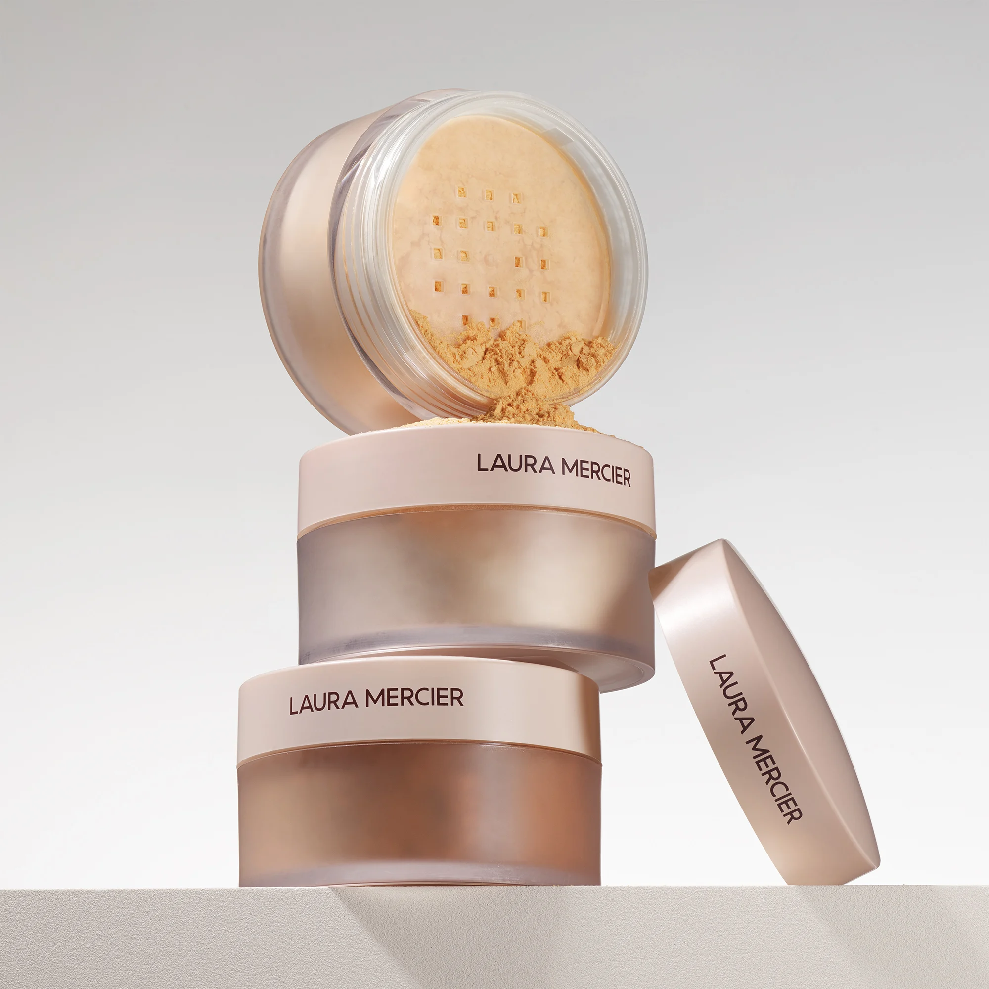 TRANSLUCENT LOOSE SETTING POWDER ULTRA BLUR |- TRANSLUCENT