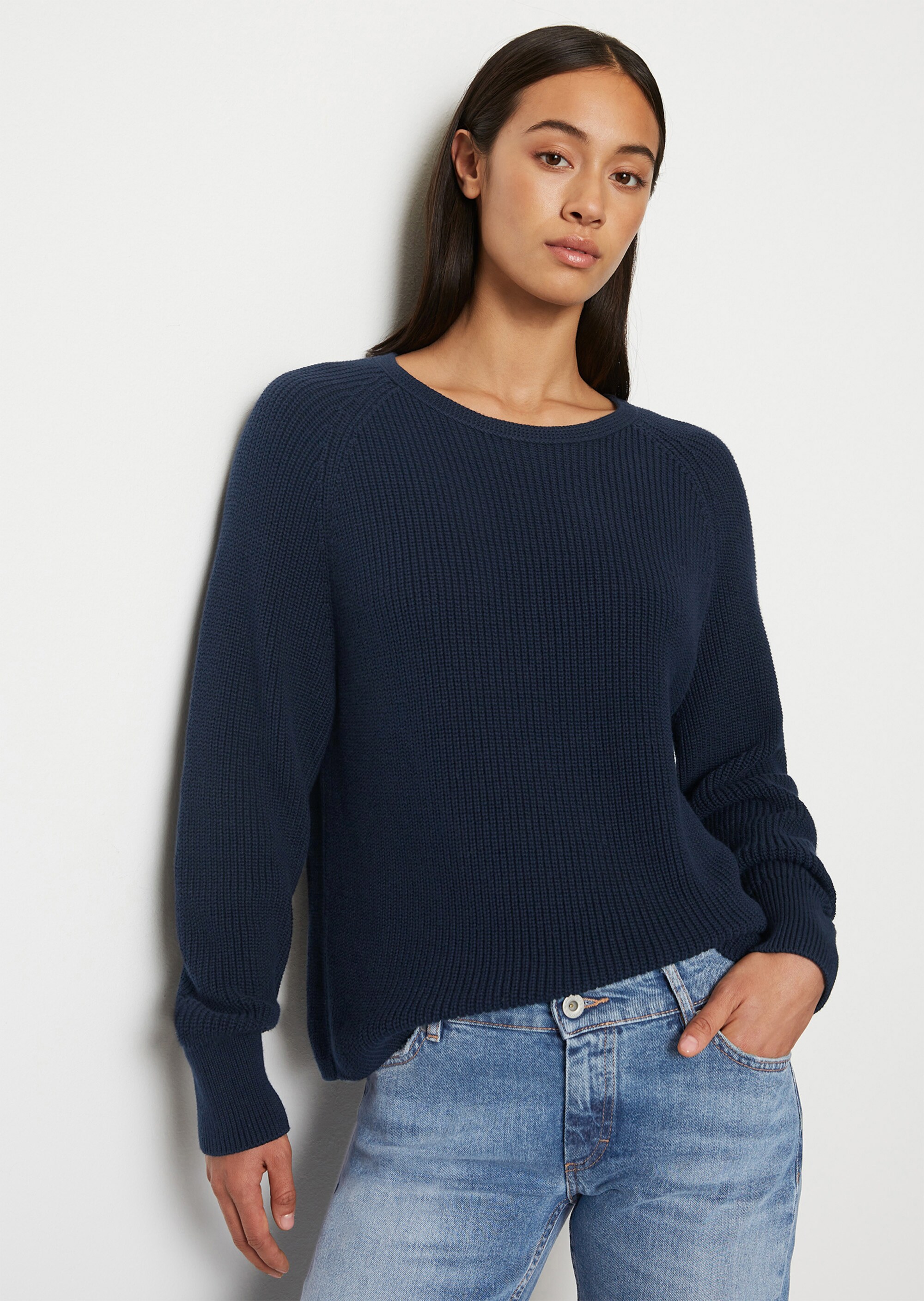 Rundhals-Strickpullover slightly cropped aus Heavy-Weight-Organic-Cotton