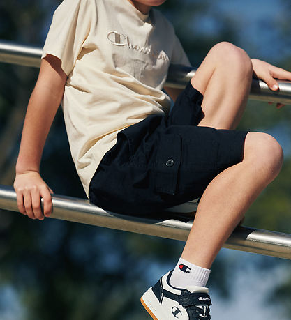 Champion Shorts - Cargo - Schwarz