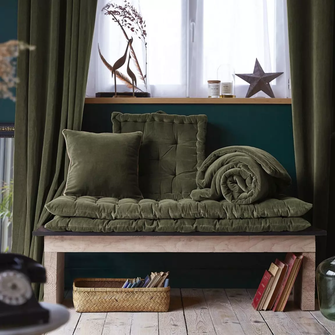 Coussin carré velours de coton (45 x 45 cm) César Vert thym