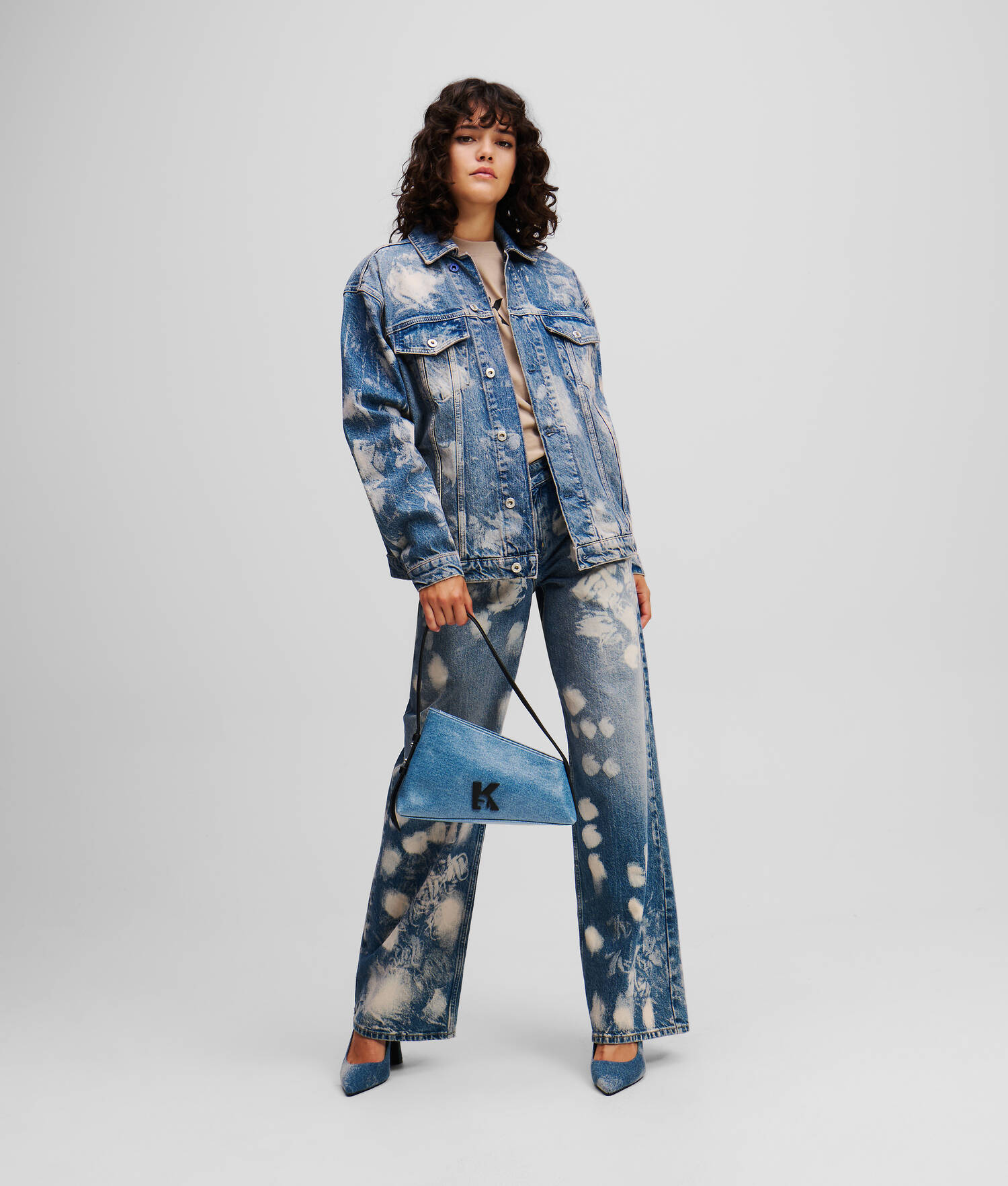 VESTE EN JEAN DÉCONTRACTÉE EFFET DÉLAVÉ - Denim blanchi