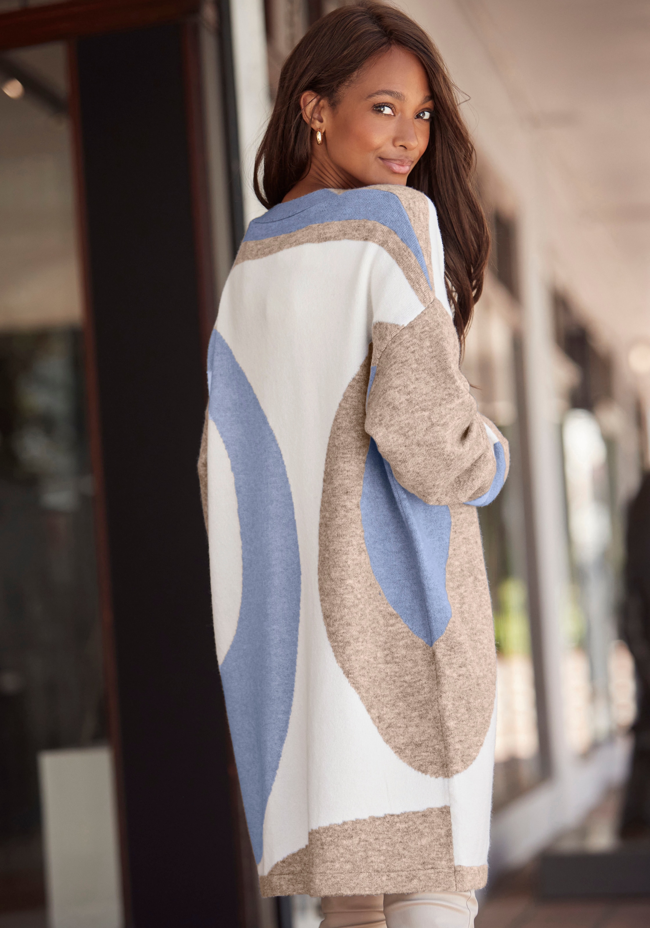 LASCANA Longstrickjacke , mit Muster, weicher Cardigan, bequeme Passform