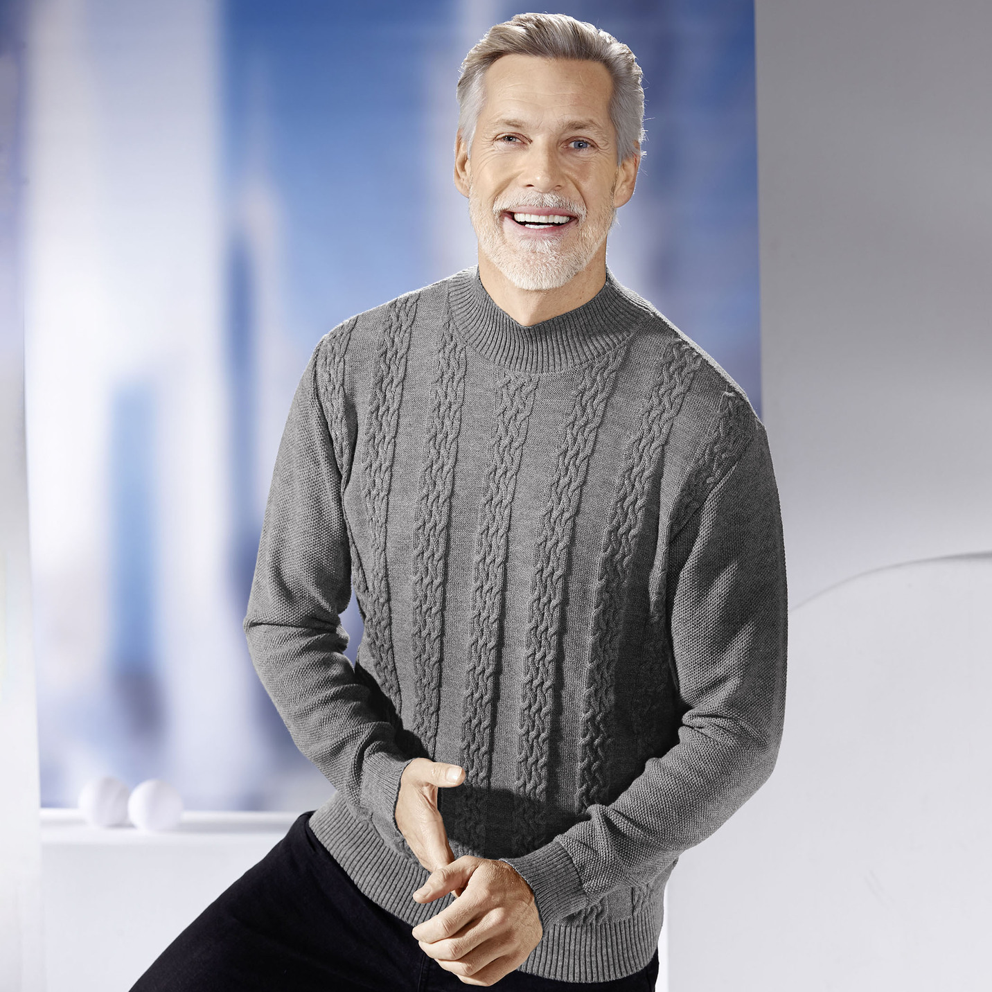 Modischer Pullover mit Stehkragen in 3 Farben