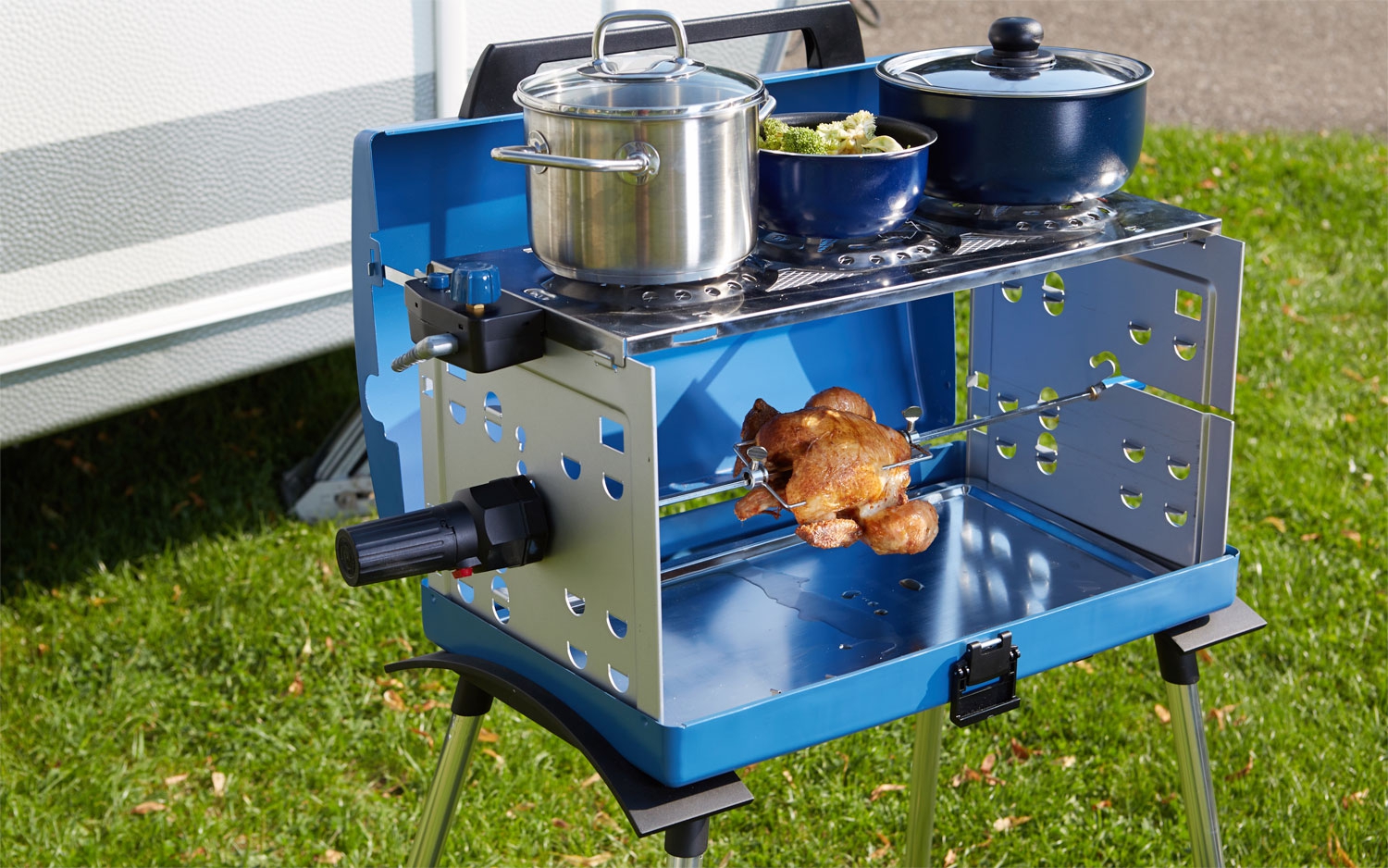 Gasgrill, transportabel, 3-flammig, mit Grillmotor, 50 mbar