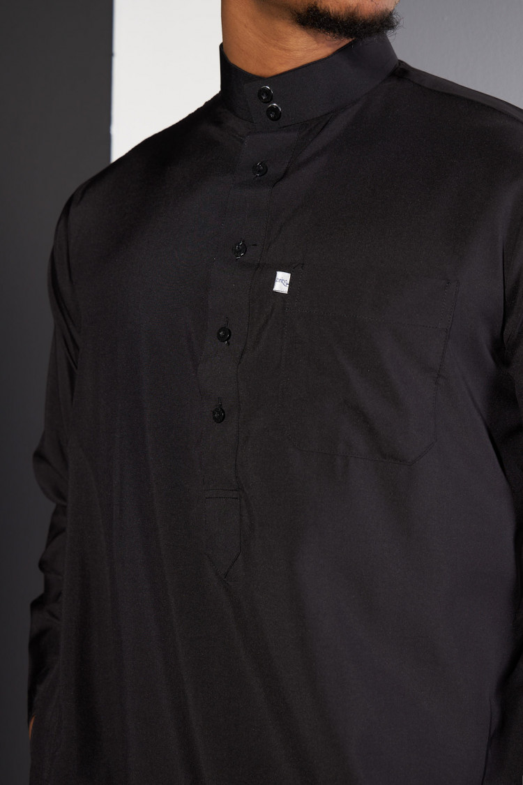 Qamis noir