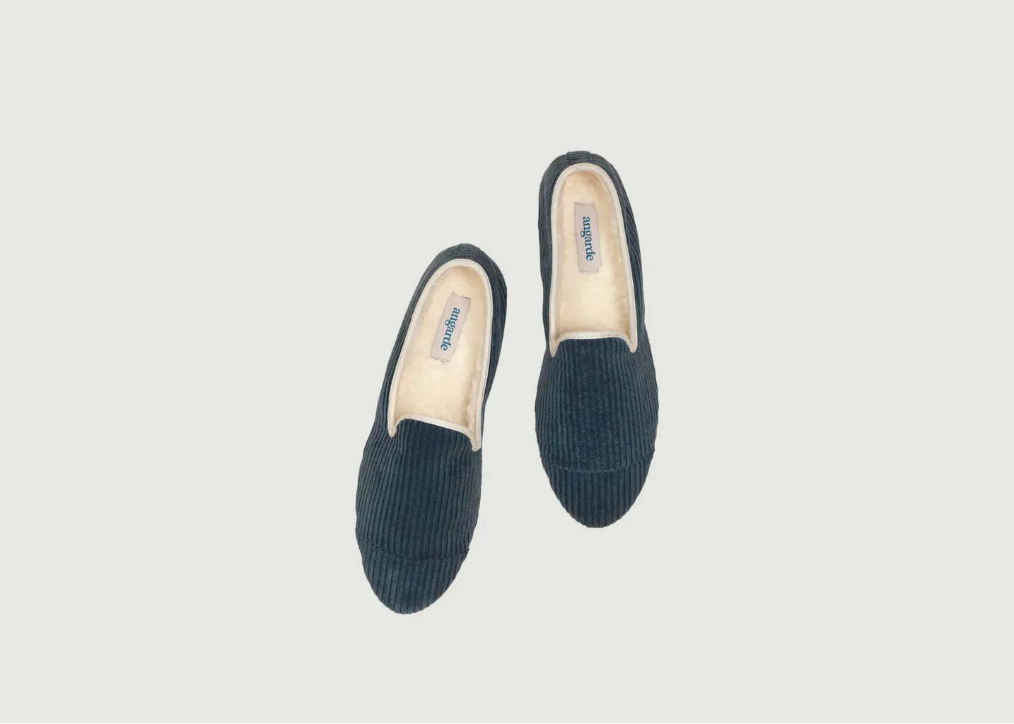 Chaussons unis en velours côtelé fourrés Angarde