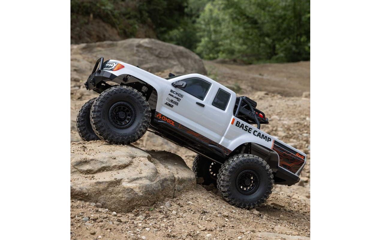 Scale Crawler SCX10 III Base Camp ARTR, Weiss<br>Rockcrawler Basis Ausführung mit Spektrum