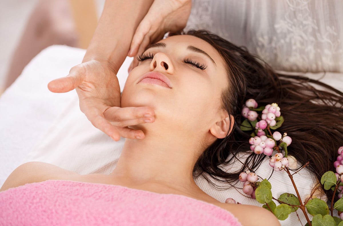 Ayurvedische Kopfmassage für Frauen Berlin