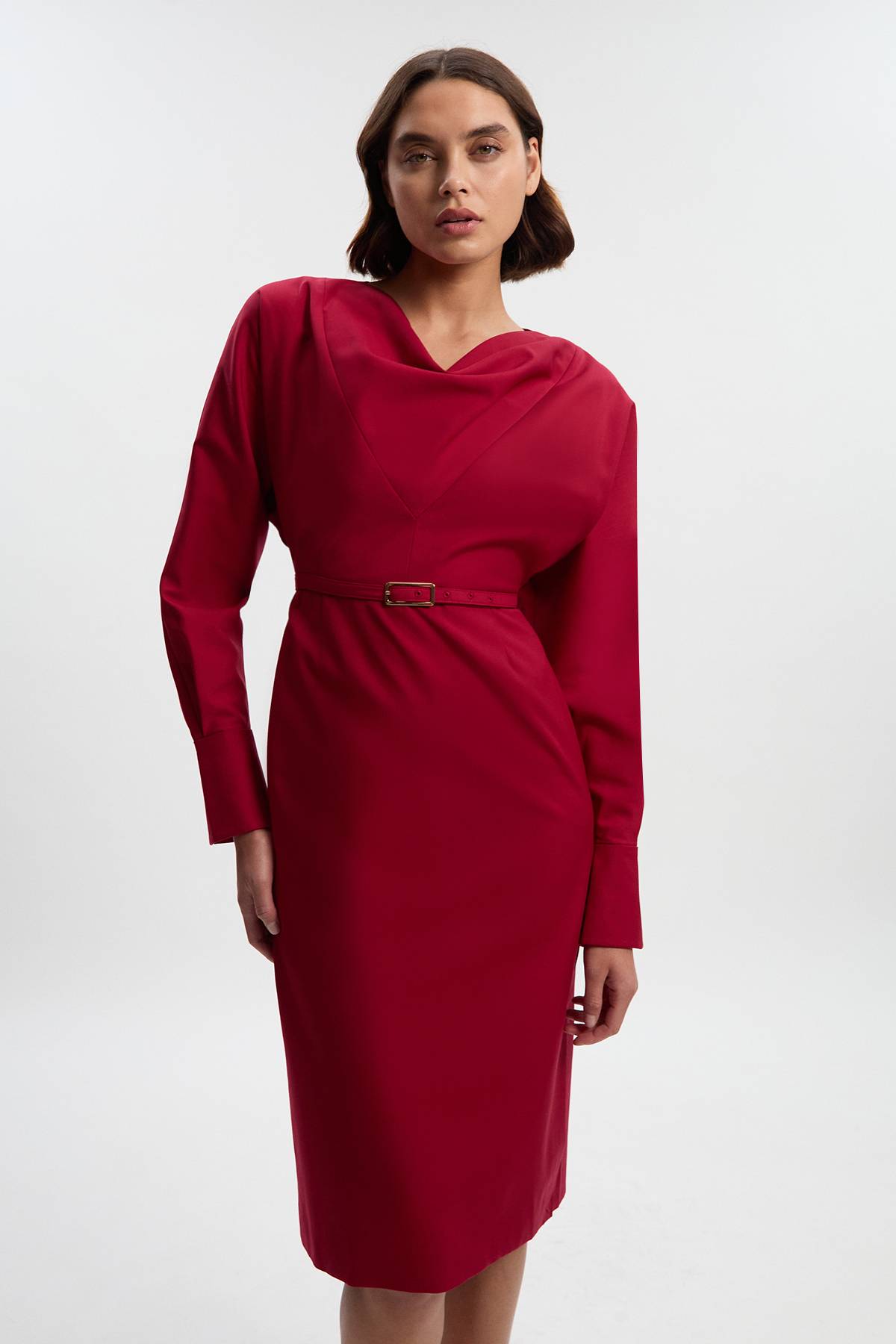 KarenMillen Robe Crayon Mi-Longue Ajustée à Col Drapé Sophistiquée