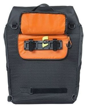 BASIL Sac À Dos Vélo Miles Tarpaulin 17 Litres 31 X 17 X 44 Cm - Noir/Orange