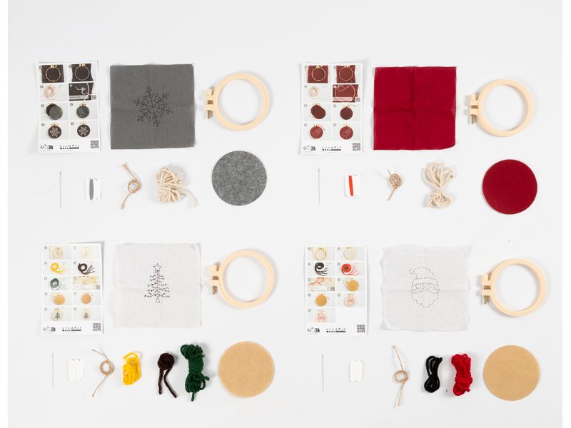 Creativ Company Adventskalender Bastelset Sticken, 4 Stück Adventskalender mit neuen Bastelprojekten