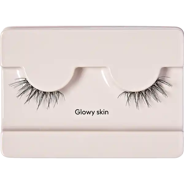 The New Natural Half Lash - Glowy Skin