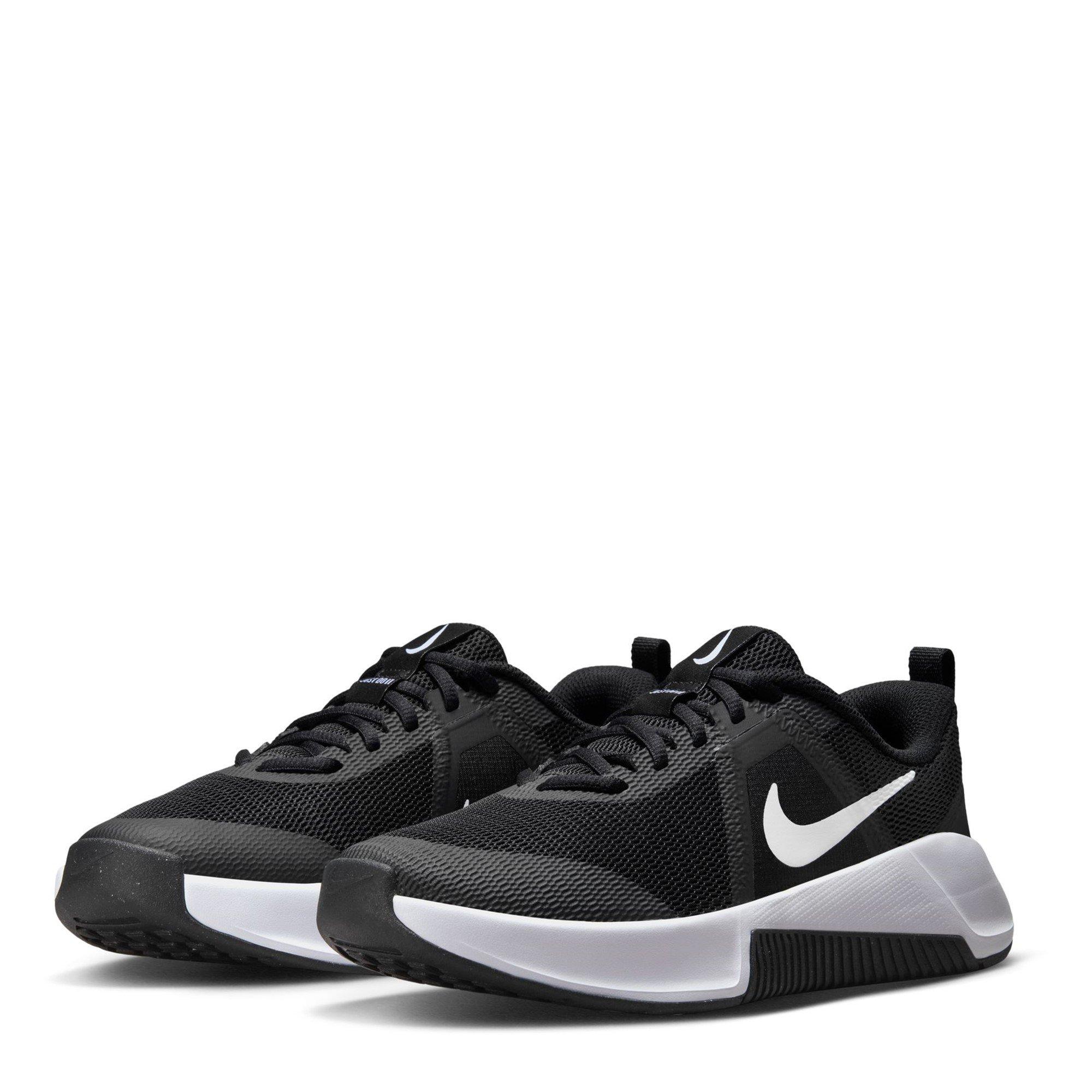 Nike MC Trainer 3 Womens Workout Shoes
