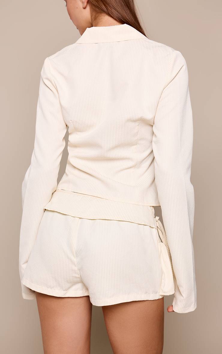 Butter Yellow Jupe-short Cargo Coordonnée À Rayures Texturées Et Détail Volant