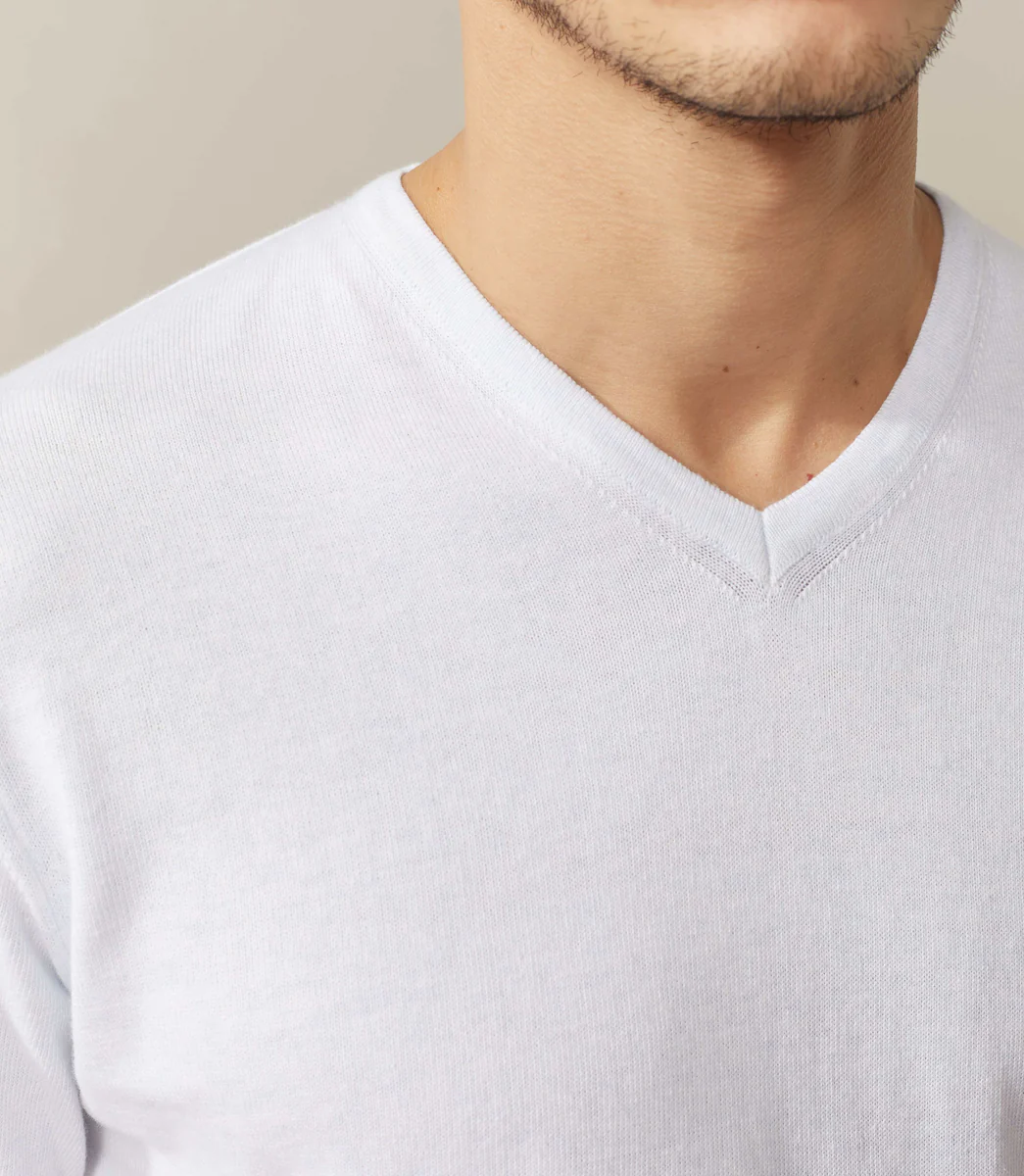 Pull col V bleu clair chiné