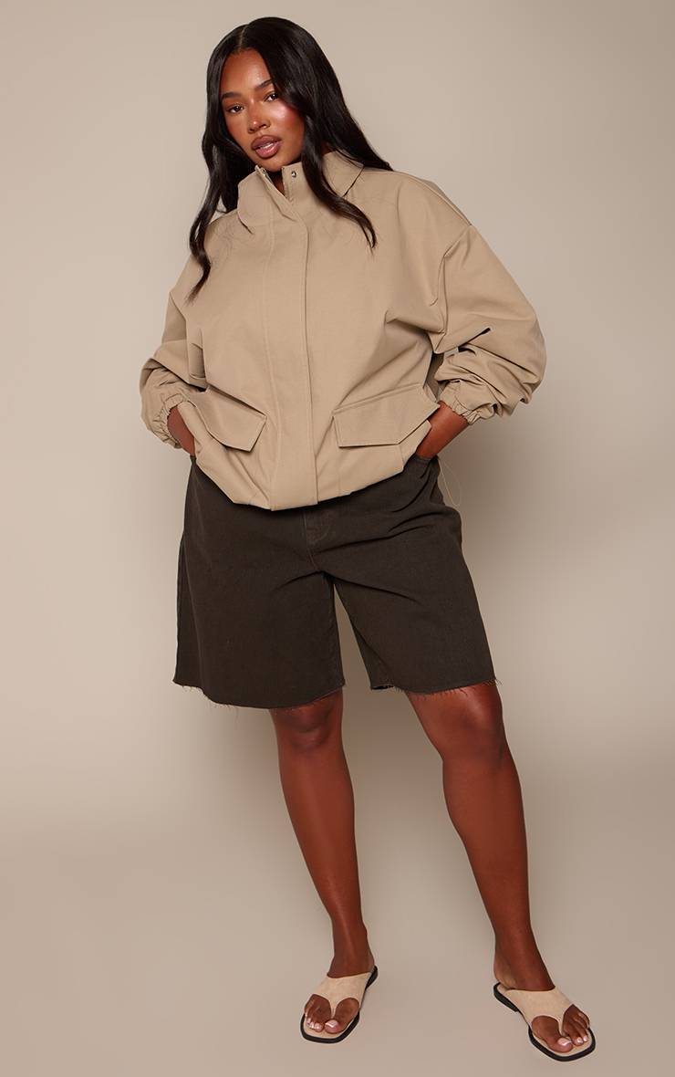 Rose Pâle Bomber Grande Taille Col Montant Pierre Avec Détail Manches Froncées