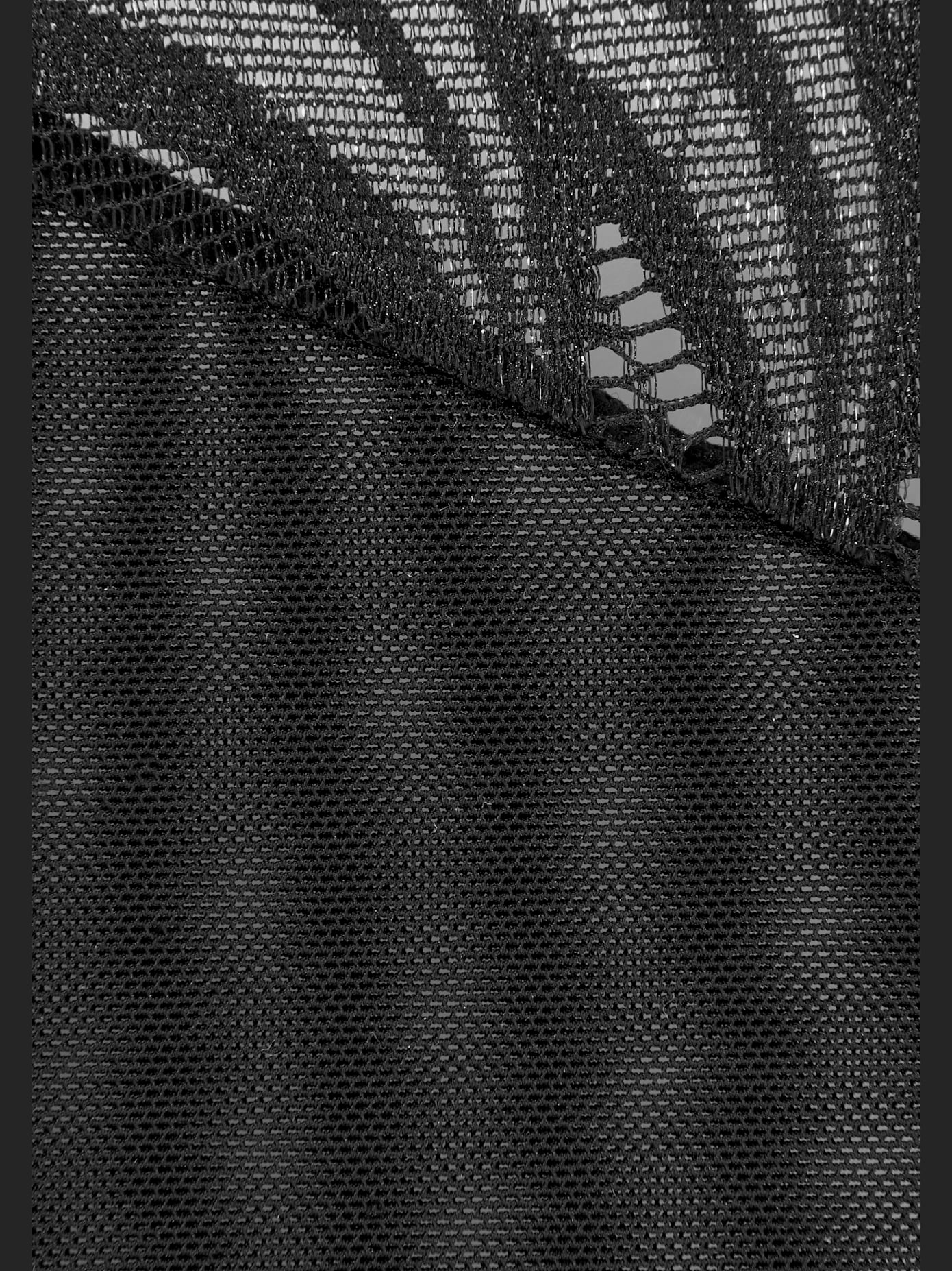 String séduisant, coupe raffinée