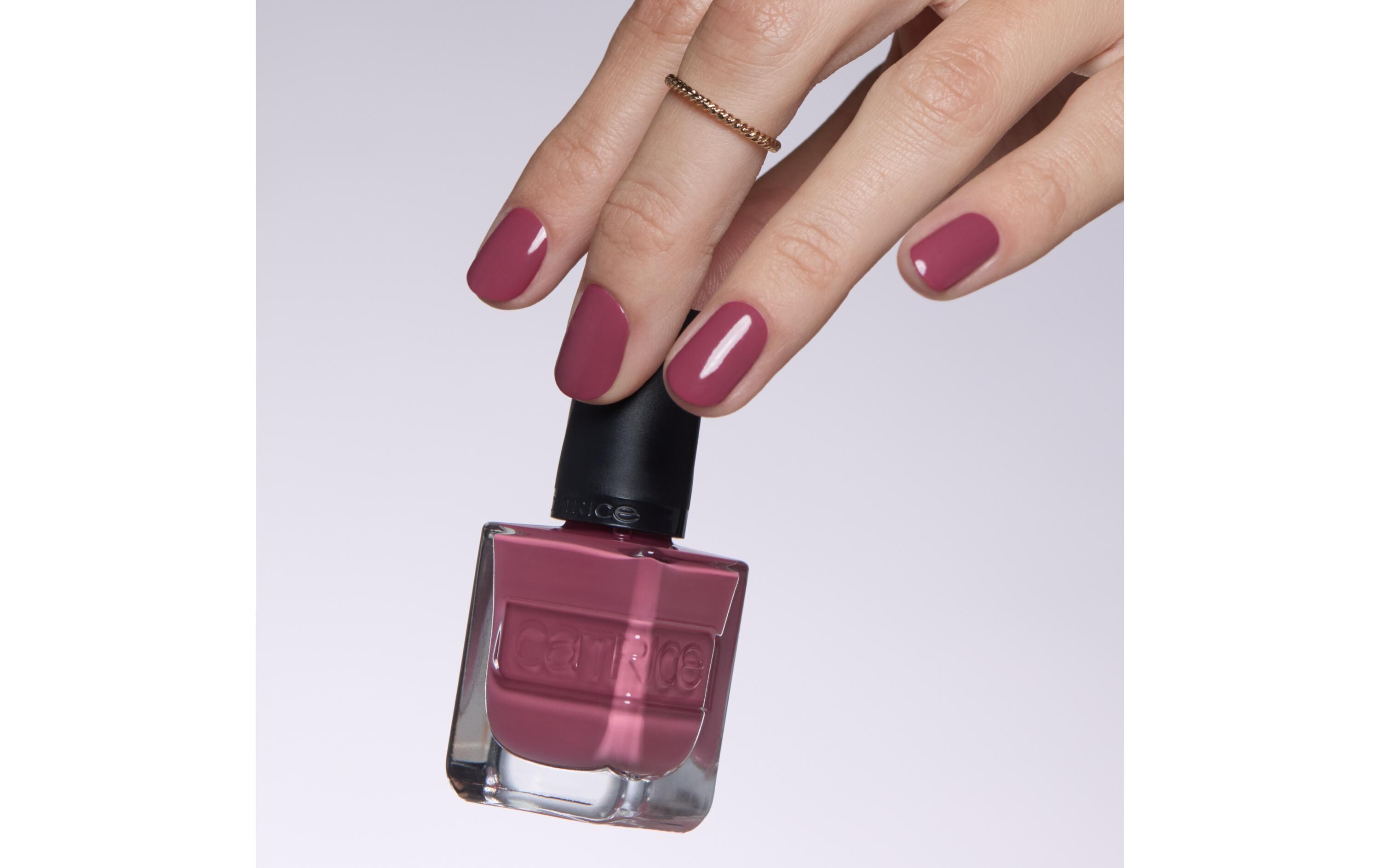 Nagellack Gel Affair 007 Take Me To Mulberry StreetLanganhaltender Gel-Nagellack in einem rötlichen Mauve-Ton