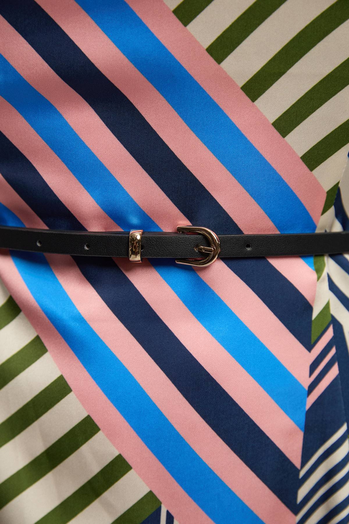 KarenMillen Robe Maxi Tissée Satinée À Col Cache-cœur Et Imprimé Géométrique