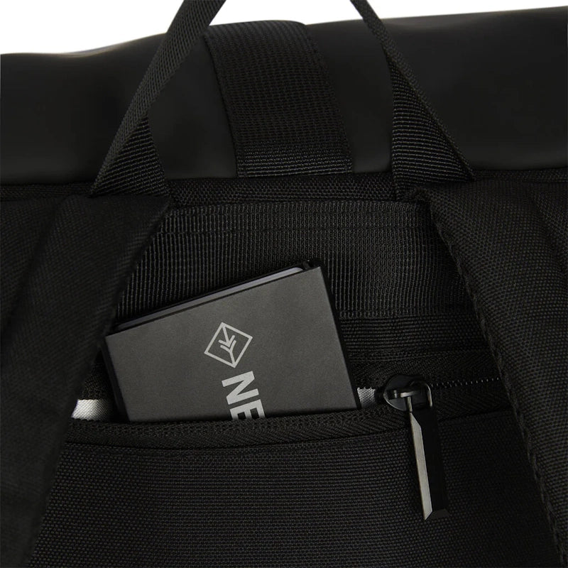 New Rebels Omar Montgomery Waterproof Rolltop Rugzak met Laptopvak 15,6