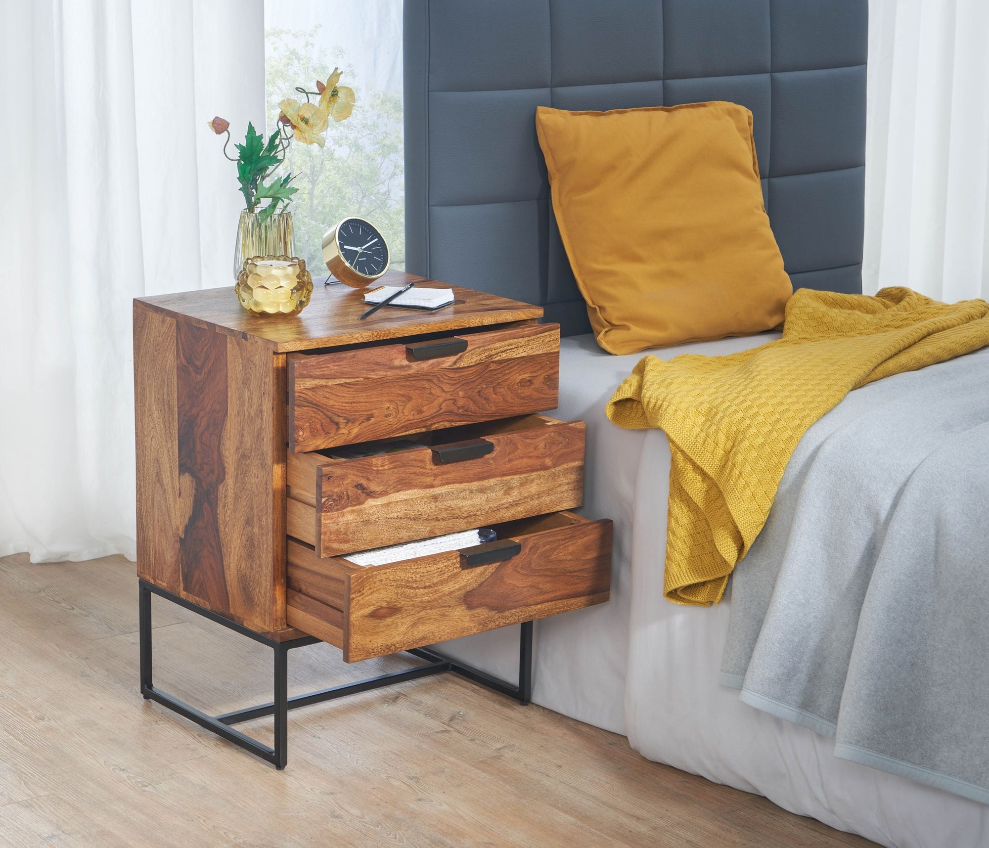 Nachttisch FineBuy Nachtkommode Boxspringbett Massivholz 50x40x65 cm Schubladen