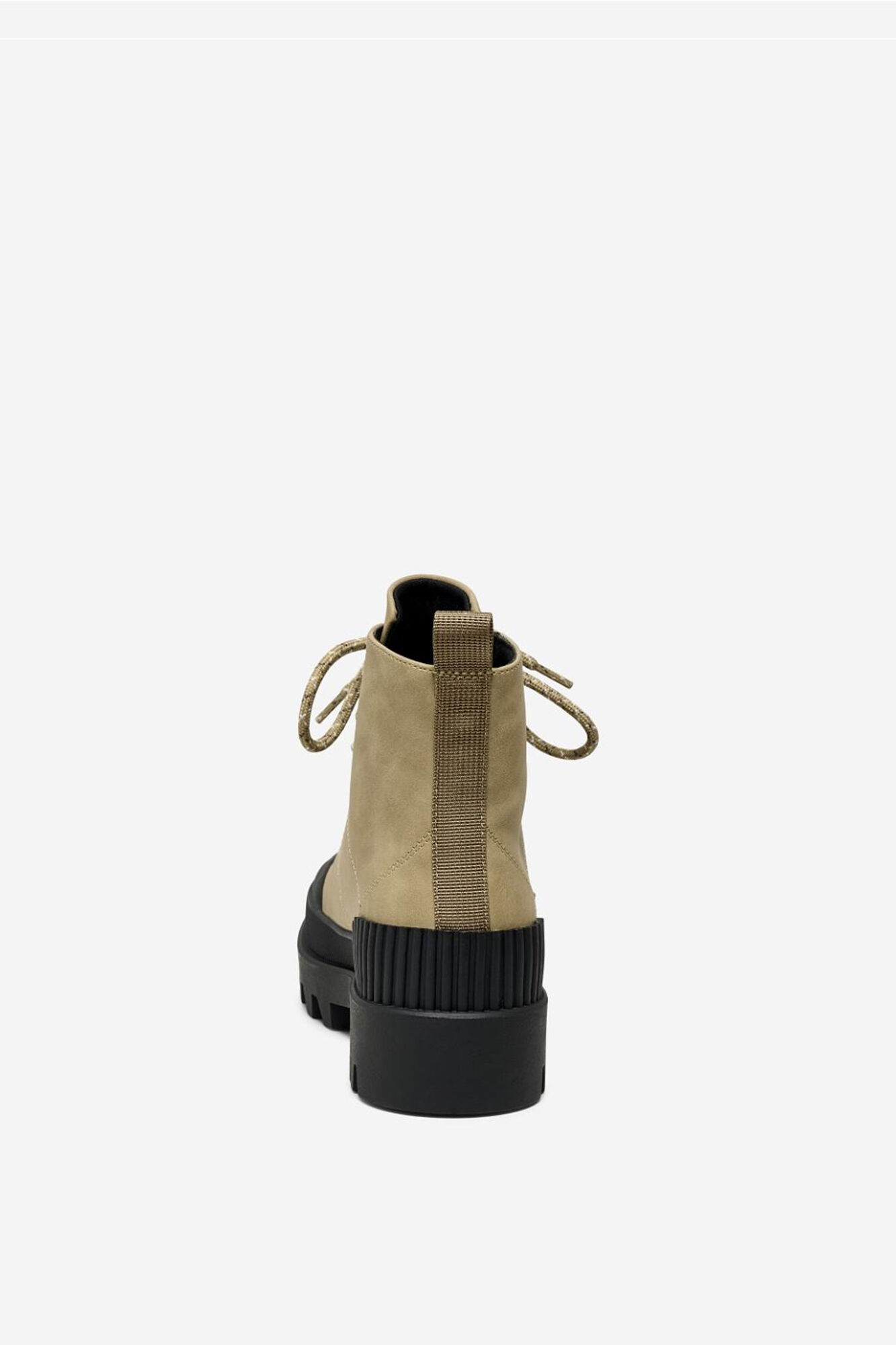 Botas de amarrar