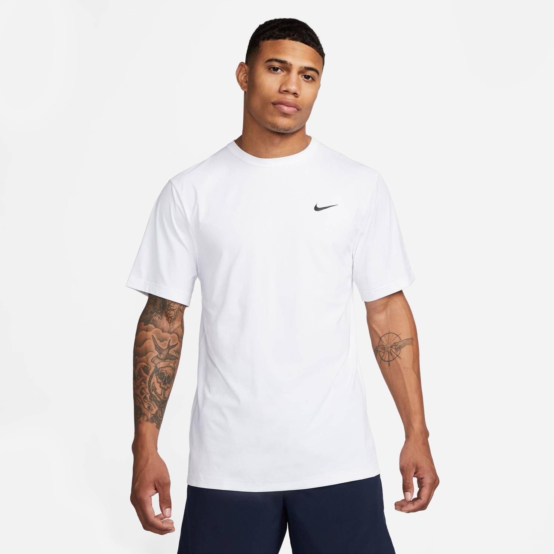 Nike| Herren Trainingsshirt Dri-FIT UV HYVERSE