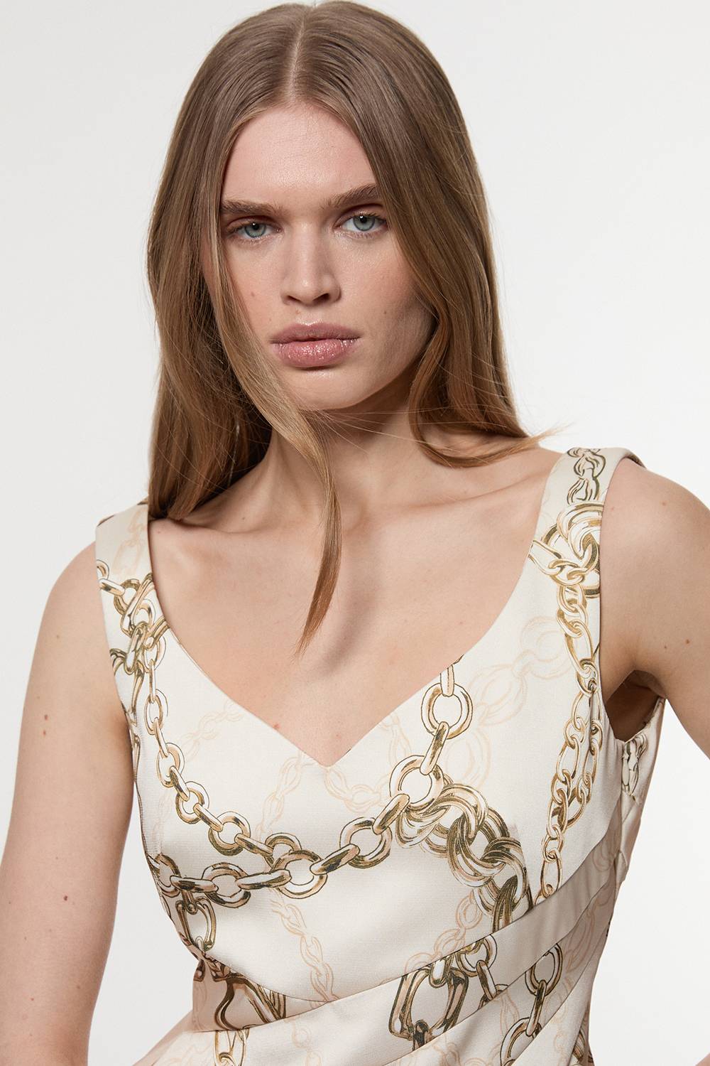 KarenMillen Robes de bal courte ajustée en satin de viscose structuré à imprimé chaîne